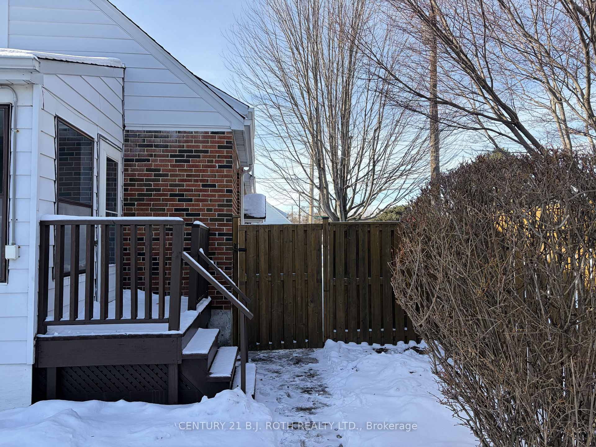 Photo 29 of 203 Summerhill Avenue, Hamilton, Glenview — HOMEH