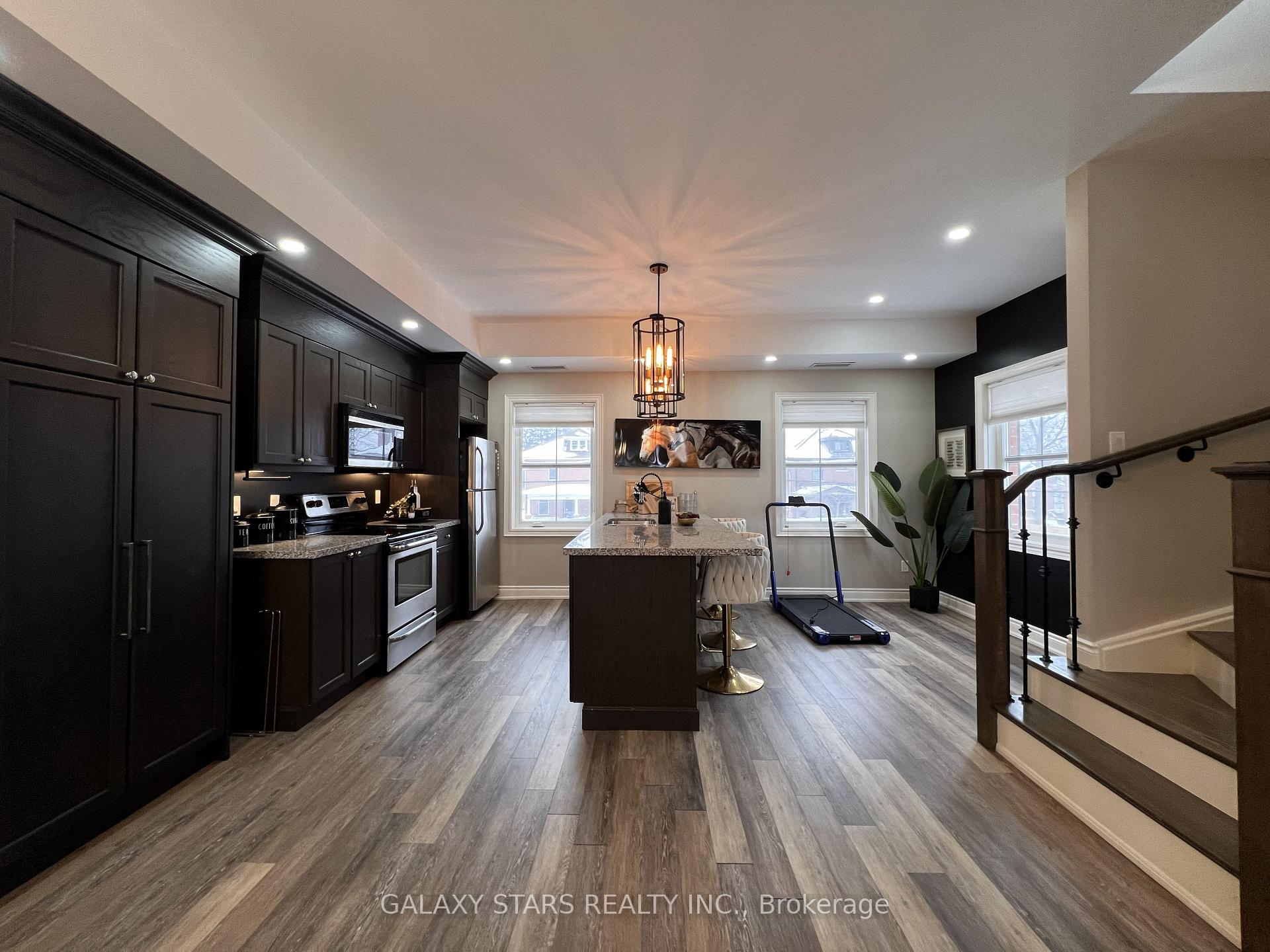 Photo 11 of Unit 210, 17 Baldwin Street, Whitby, Brooklin — HOMEH