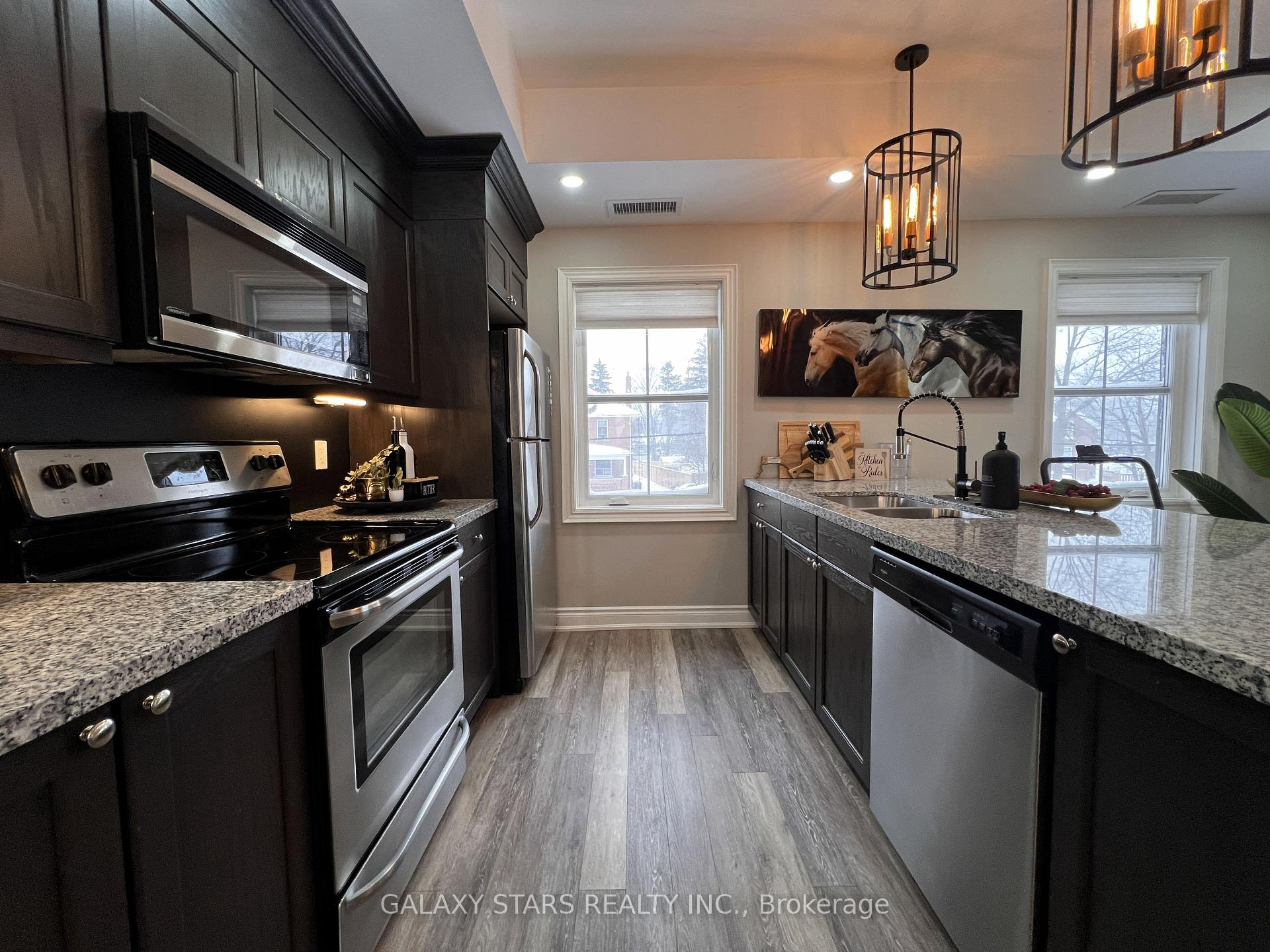 Photo 18 of Unit 210, 17 Baldwin Street, Whitby, Brooklin — HOMEH