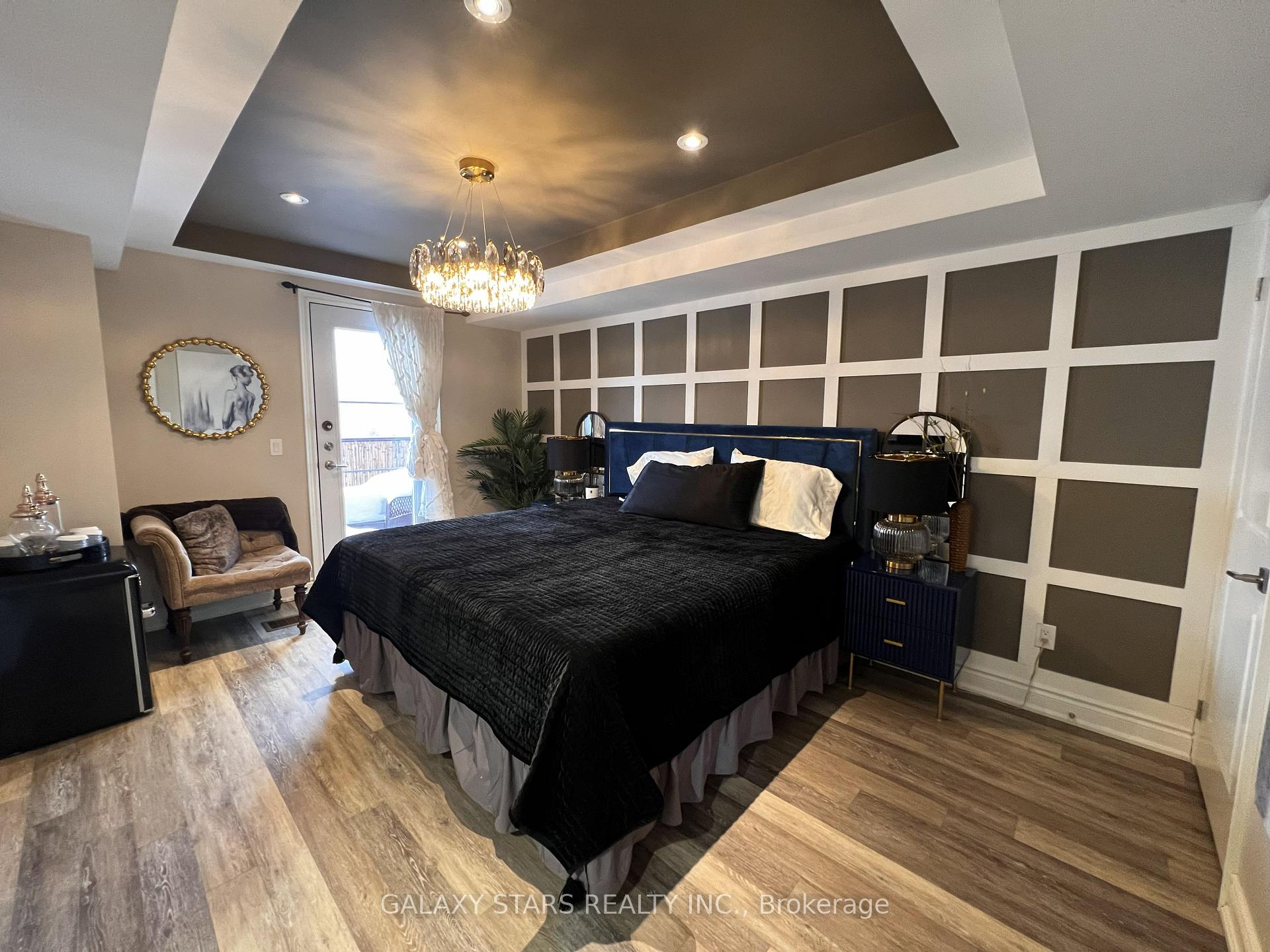 Photo 8 of Unit 210, 17 Baldwin Street, Whitby, Brooklin — HOMEH