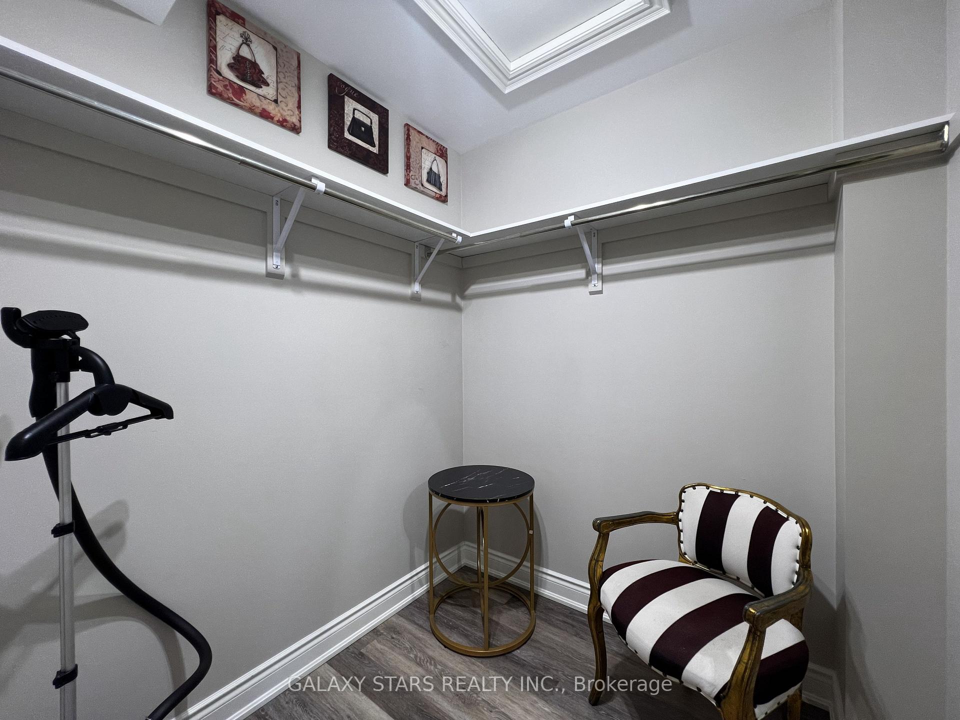 Photo 12 of Unit 210, 17 Baldwin Street, Whitby, Brooklin — HOMEH