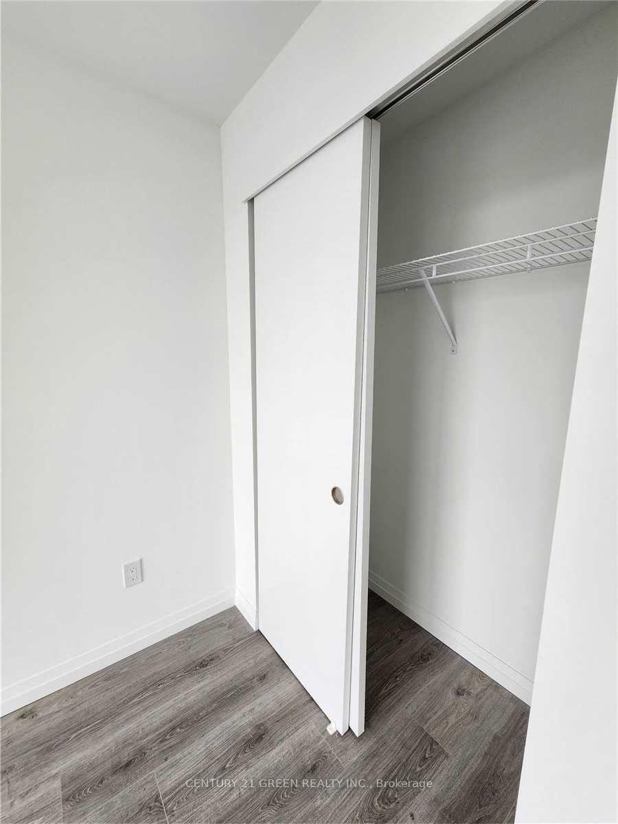 Photo 8 of Unit 708, 108 Garment Street, Kitchener, City Commercial Core — HOMEH