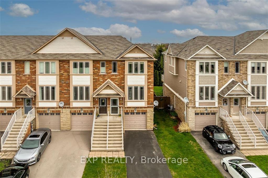 Photo 1 of 69 Willow Lane N, Grimsby, Grimsby West — HOMEH