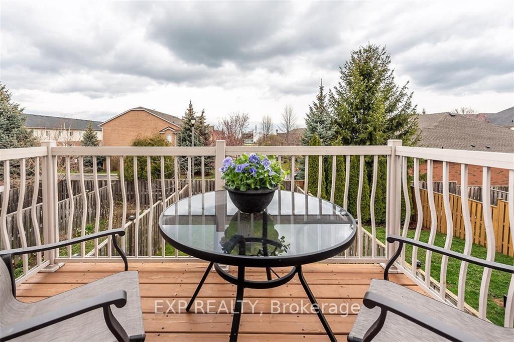 Photo 9 of 69 Willow Lane N, Grimsby, Grimsby West — HOMEH