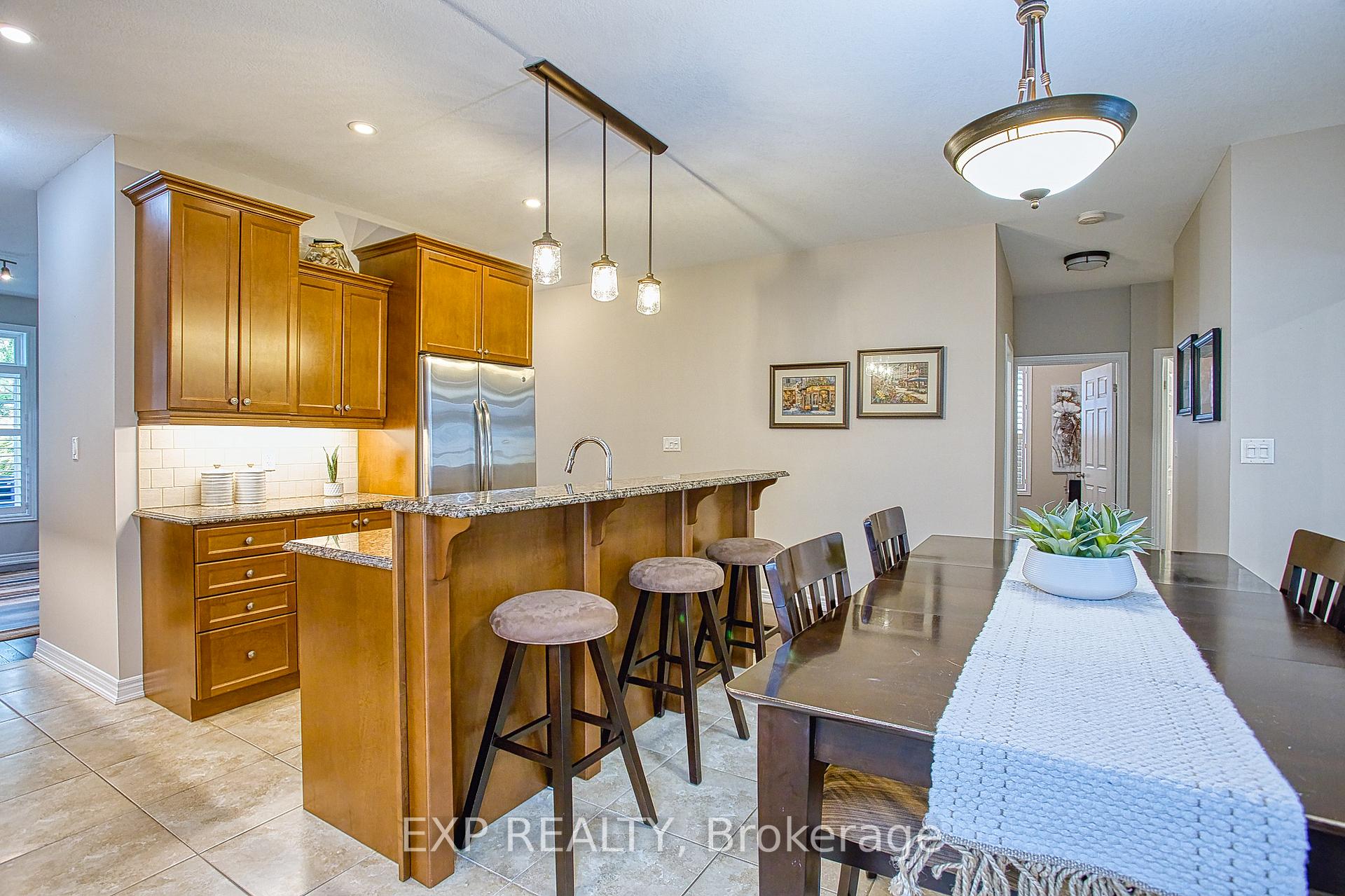 Photo 13 of 19 Sidare Court, Grimsby, Grimsby Beach — HOMEH