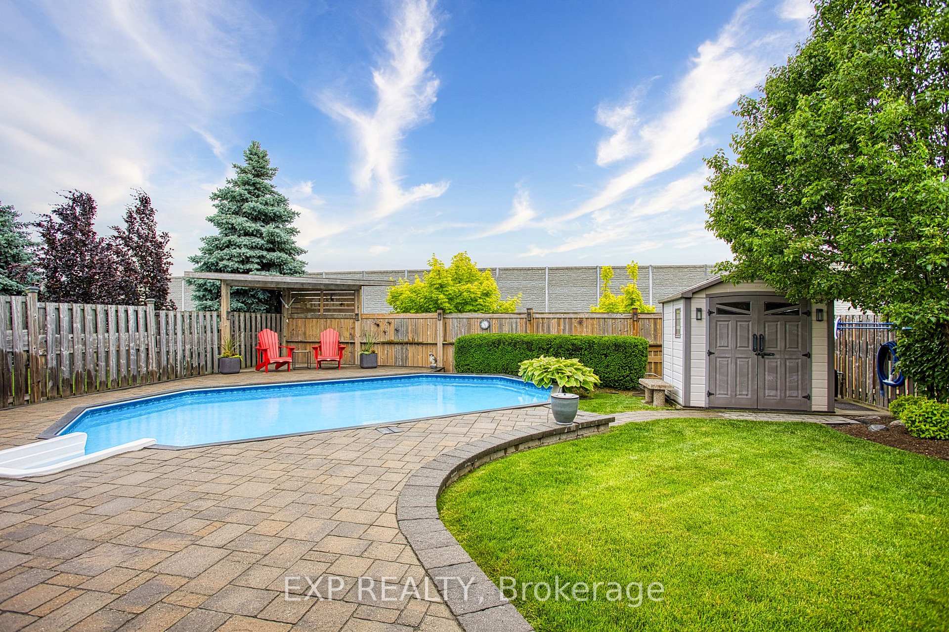 Photo 33 of 19 Sidare Court, Grimsby, Grimsby Beach — HOMEH