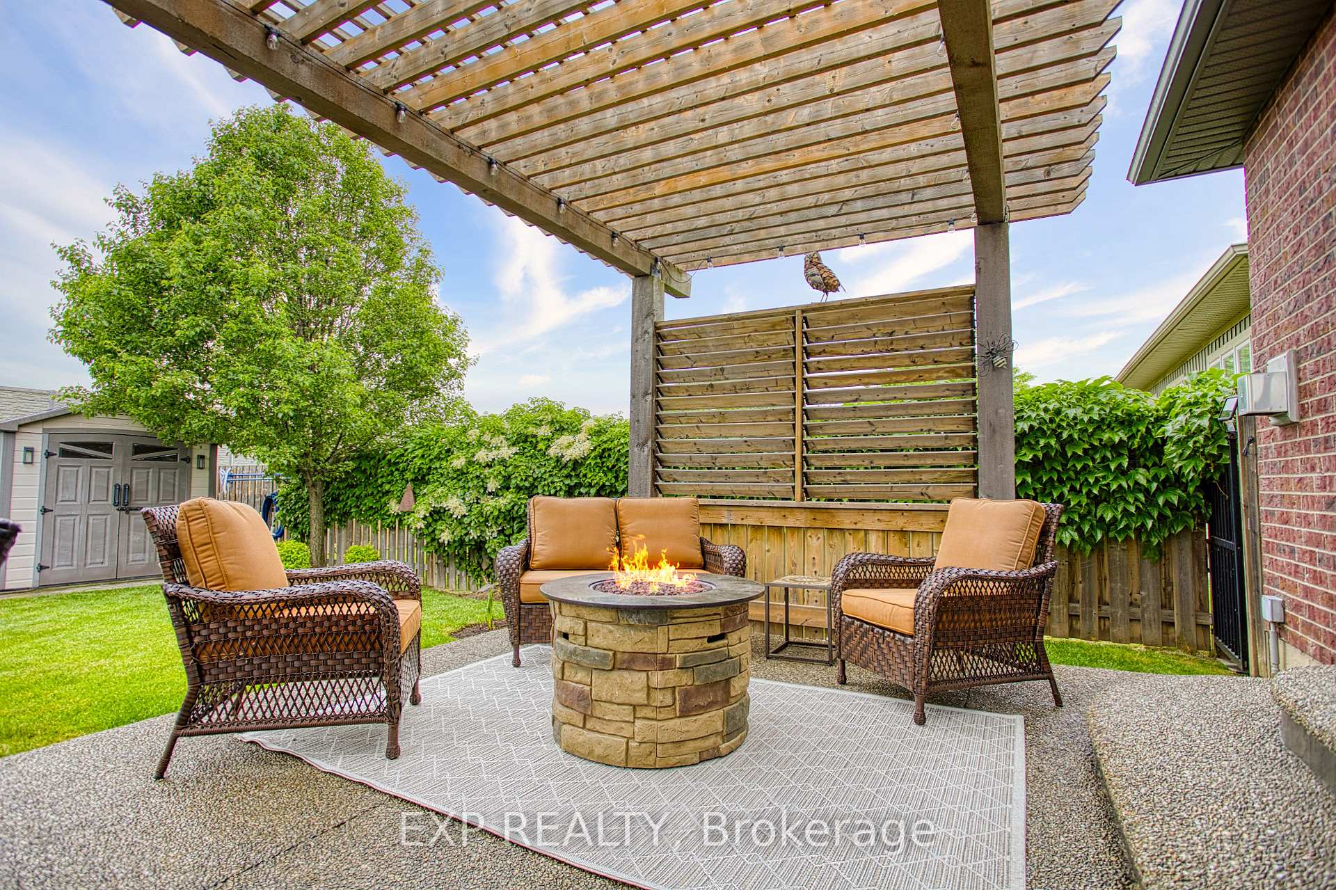 Photo 38 of 19 Sidare Court, Grimsby, Grimsby Beach — HOMEH