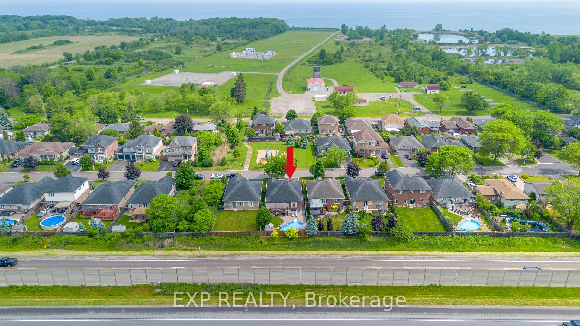 Photo 43 of 19 Sidare Court, Grimsby, Grimsby Beach — HOMEH