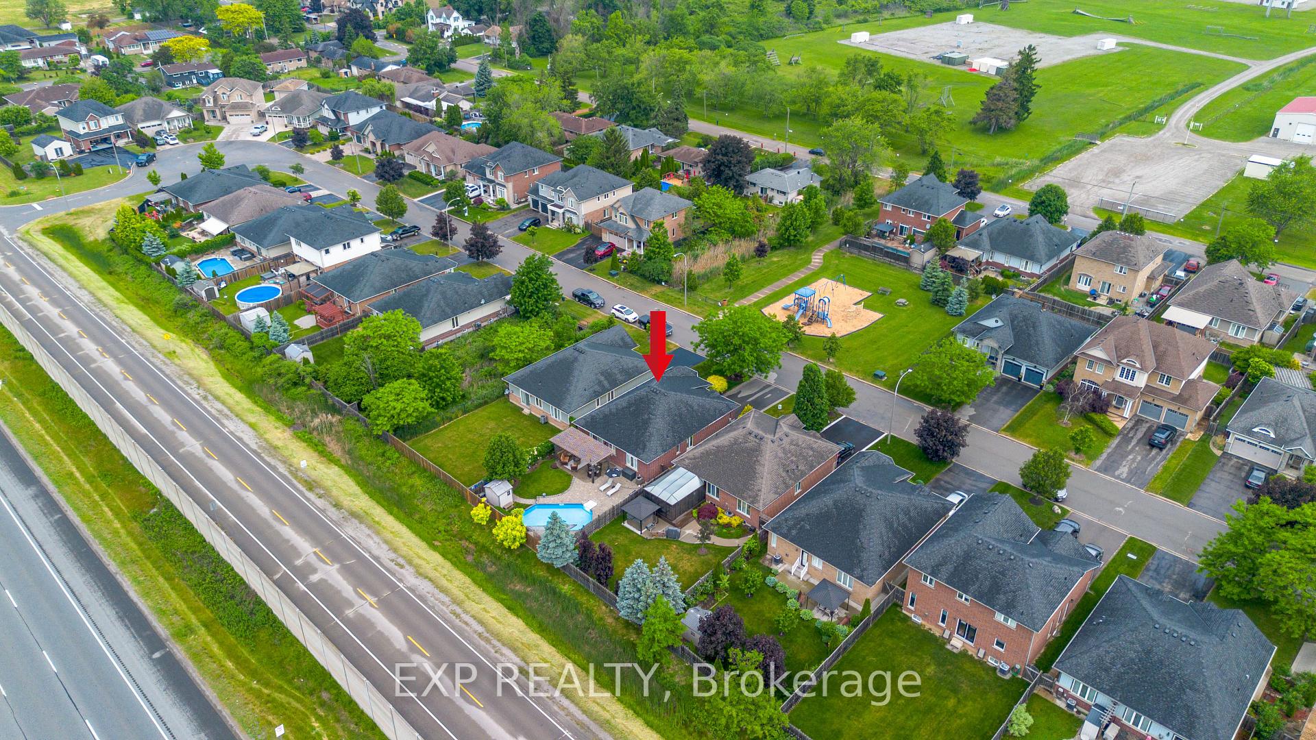 Photo 44 of 19 Sidare Court, Grimsby, Grimsby Beach — HOMEH