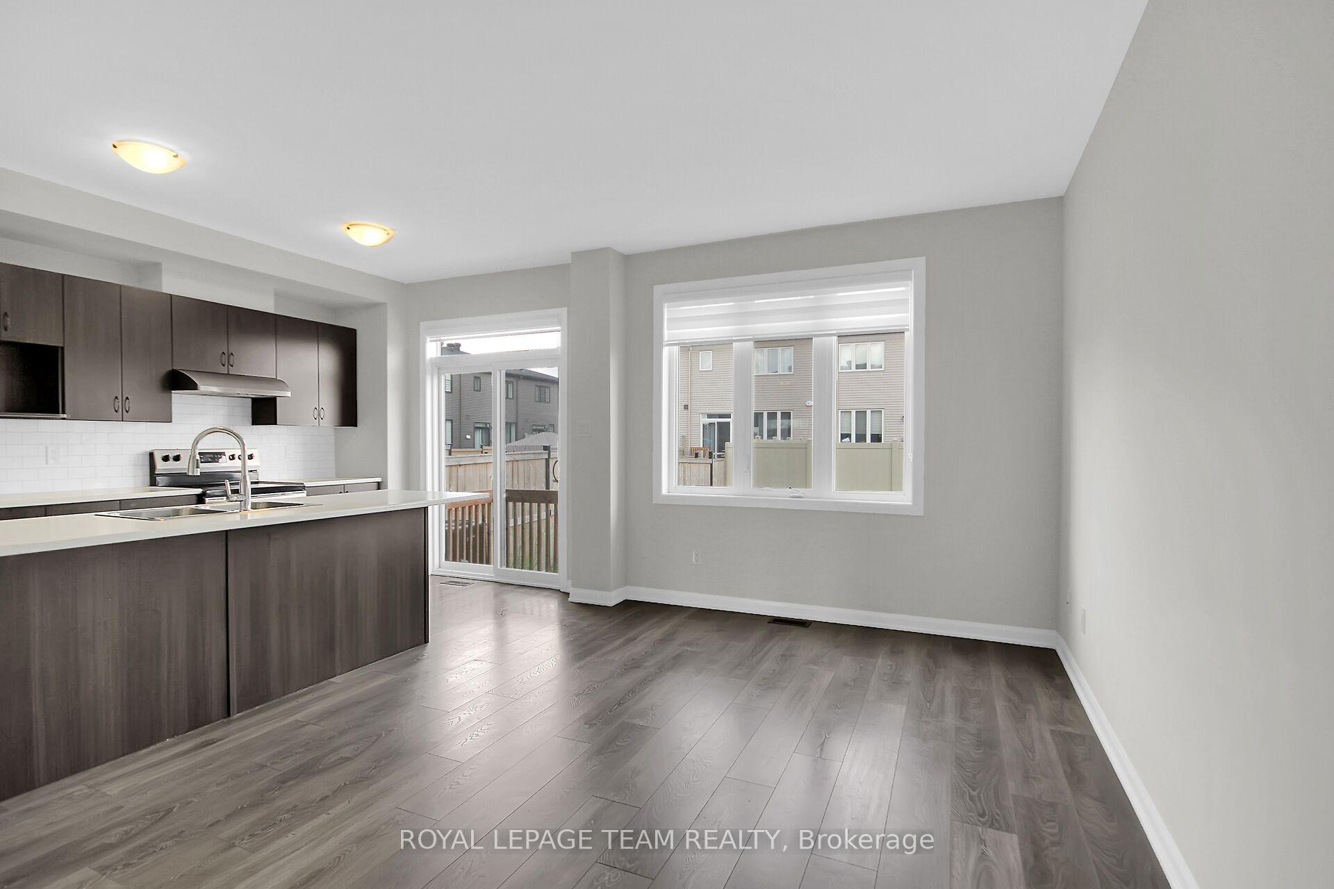 Photo 20 of 41 Finglas Court, Ottawa, Barrhaven - Half Moon Bay — HOMEH