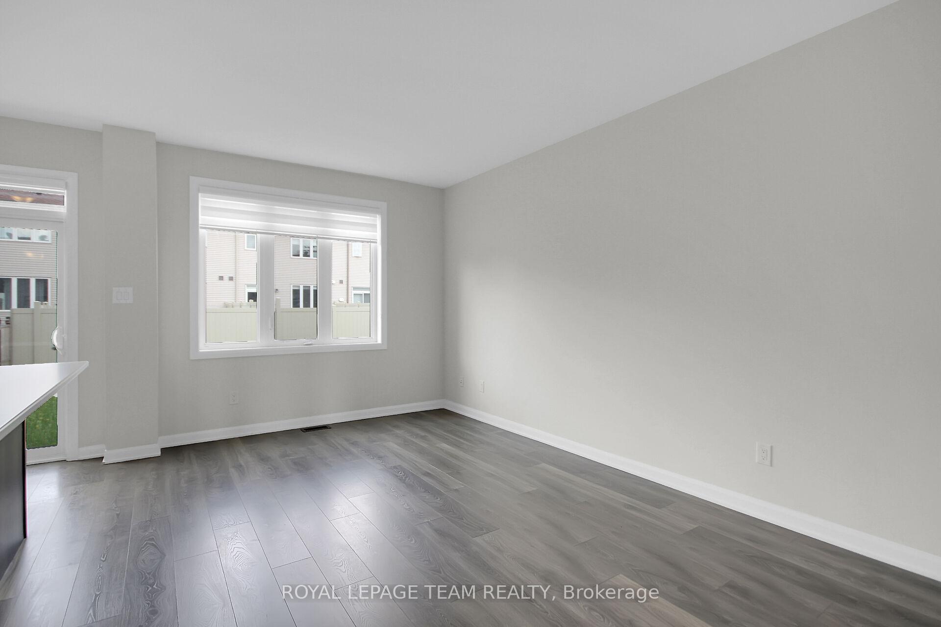 Photo 28 of 41 Finglas Court, Ottawa, Barrhaven - Half Moon Bay — HOMEH