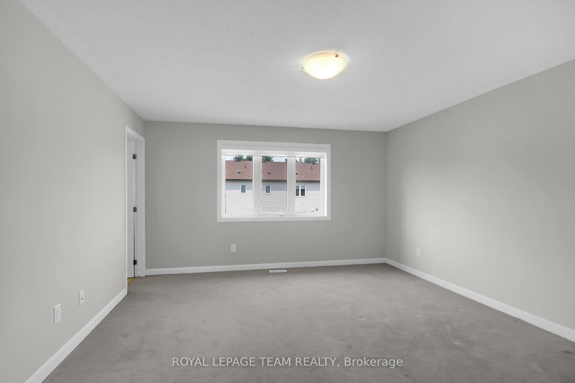 Photo 33 of 41 Finglas Court, Ottawa, Barrhaven - Half Moon Bay — HOMEH