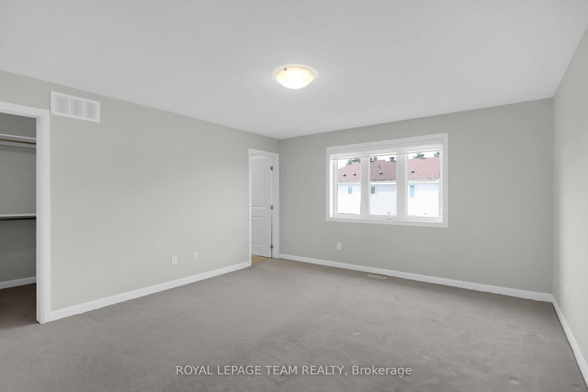 Photo 34 of 41 Finglas Court, Ottawa, Barrhaven - Half Moon Bay — HOMEH
