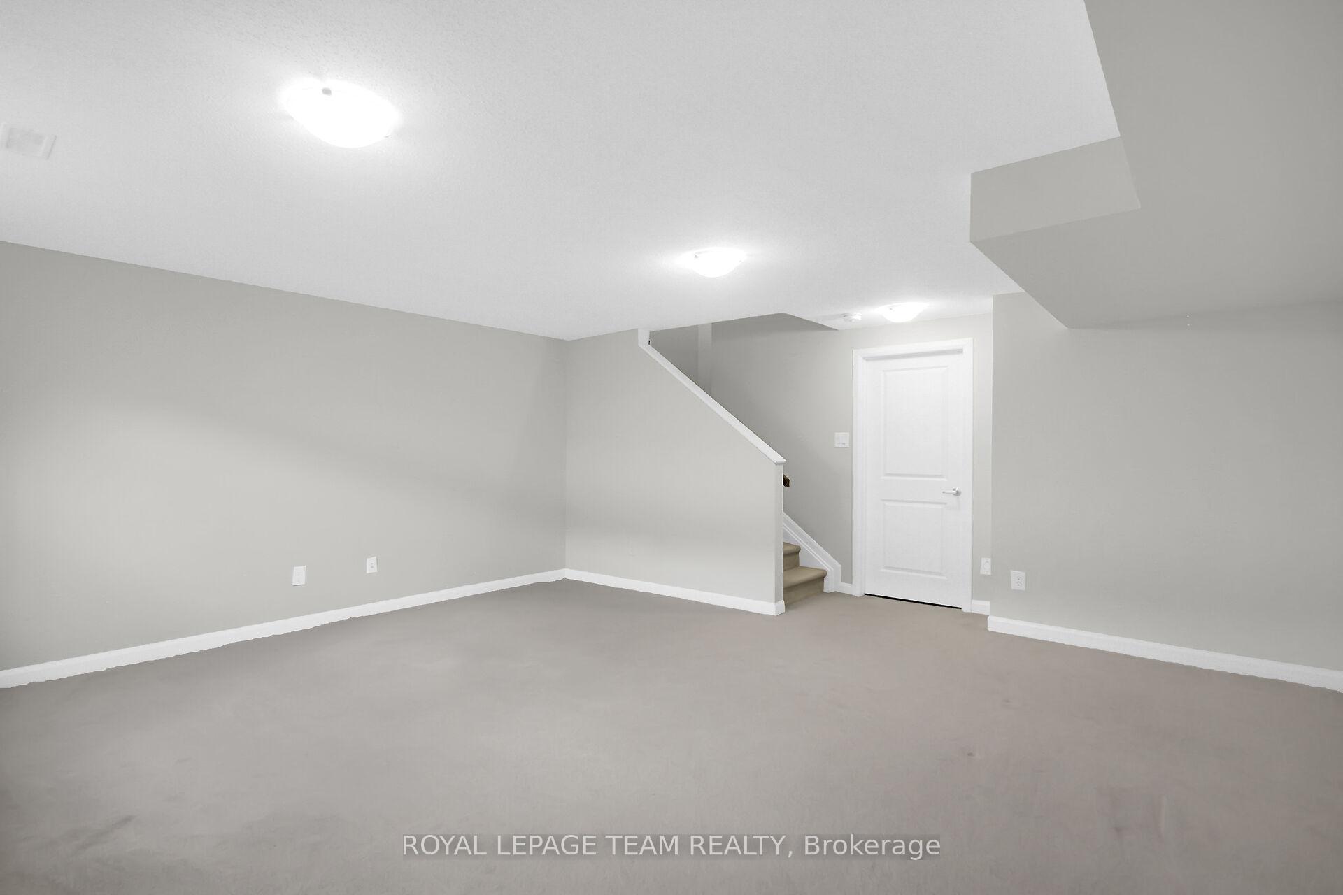 Photo 42 of 41 Finglas Court, Ottawa, Barrhaven - Half Moon Bay — HOMEH