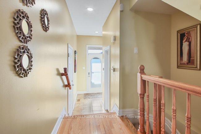 Photo 3 of 209 Hidden Meadow Avenue, Ottawa, Blossom Park/Kemp Park/Findlay Creek — HOMEH