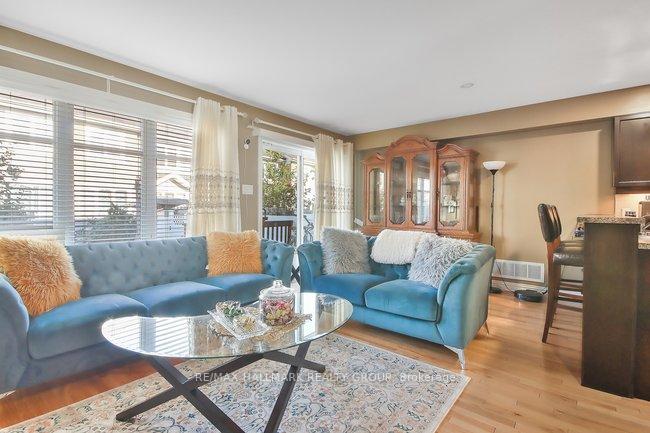 Photo 5 of 209 Hidden Meadow Avenue, Ottawa, Blossom Park/Kemp Park/Findlay Creek — HOMEH