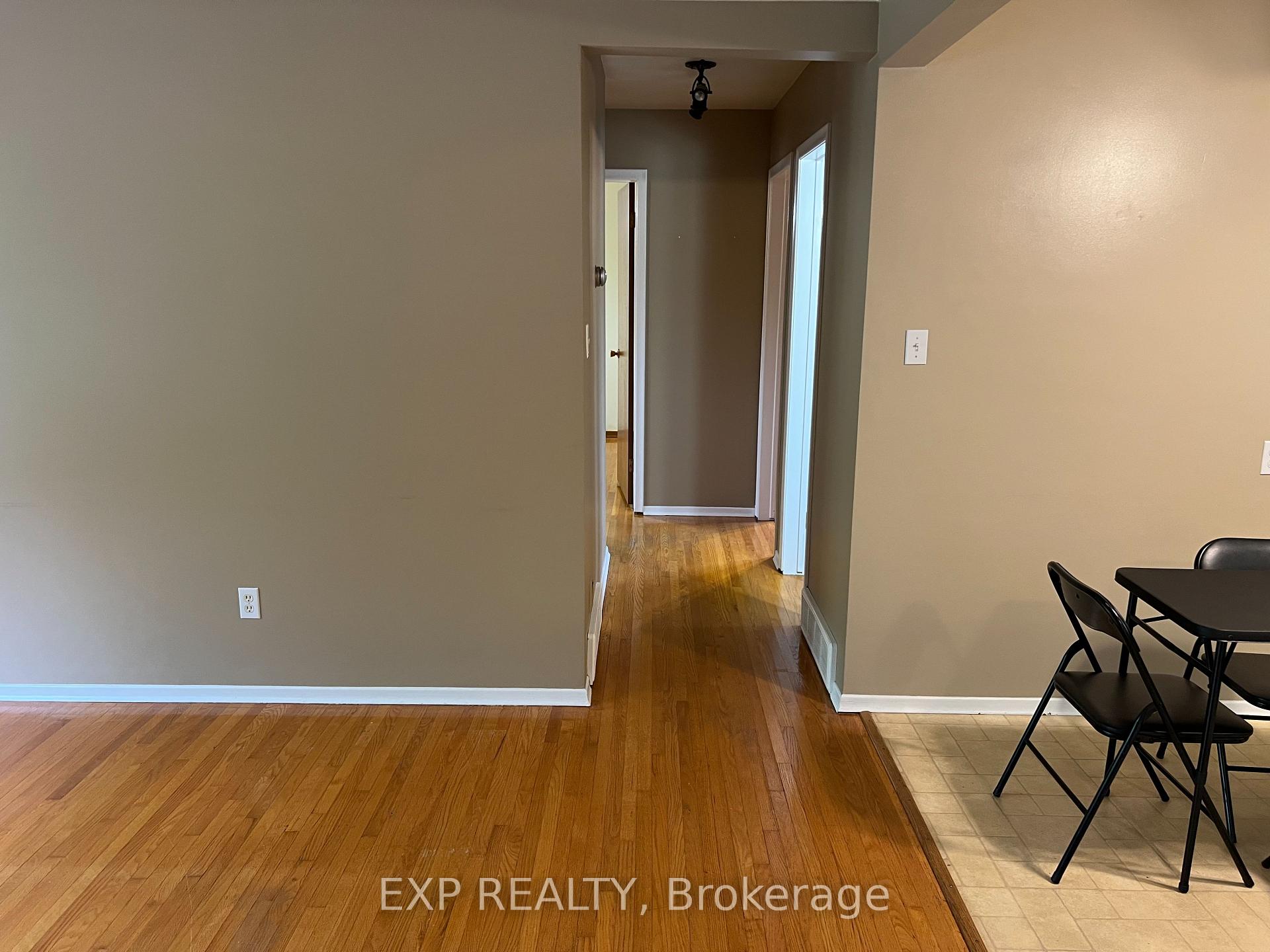 Photo 17 of 7 Golfview Road, Guelph, Victoria North — HOMEH