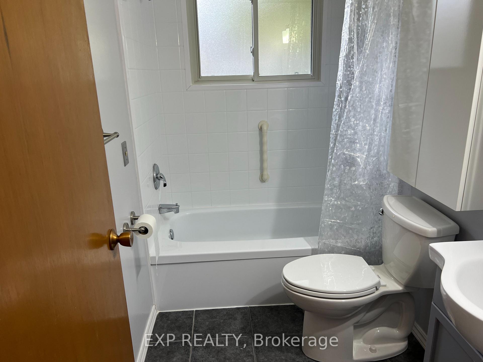 Photo 19 of 7 Golfview Road, Guelph, Victoria North — HOMEH