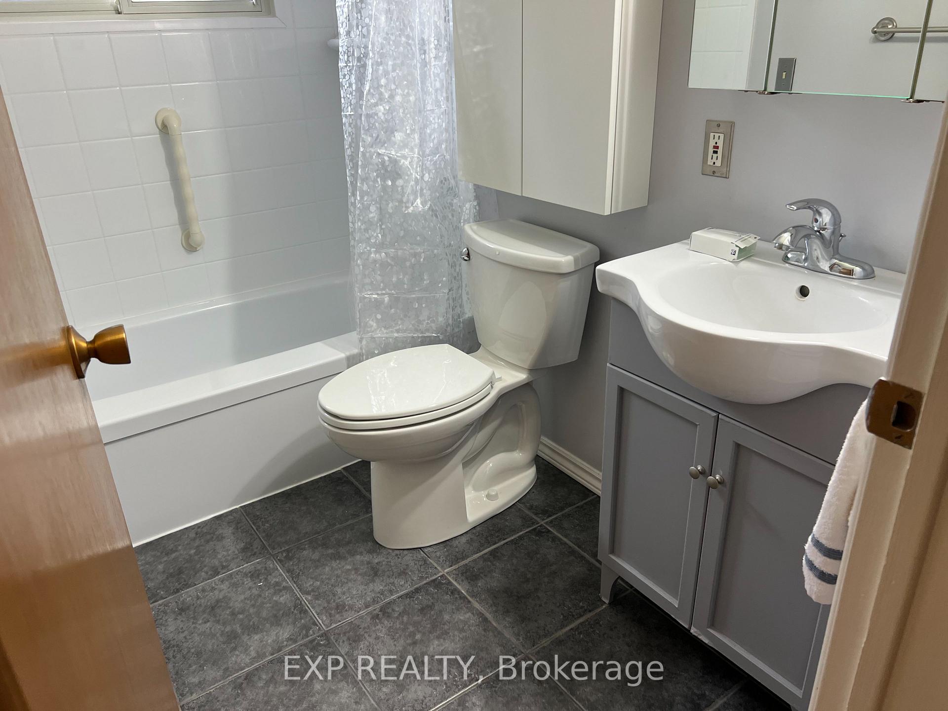 Photo 20 of 7 Golfview Road, Guelph, Victoria North — HOMEH