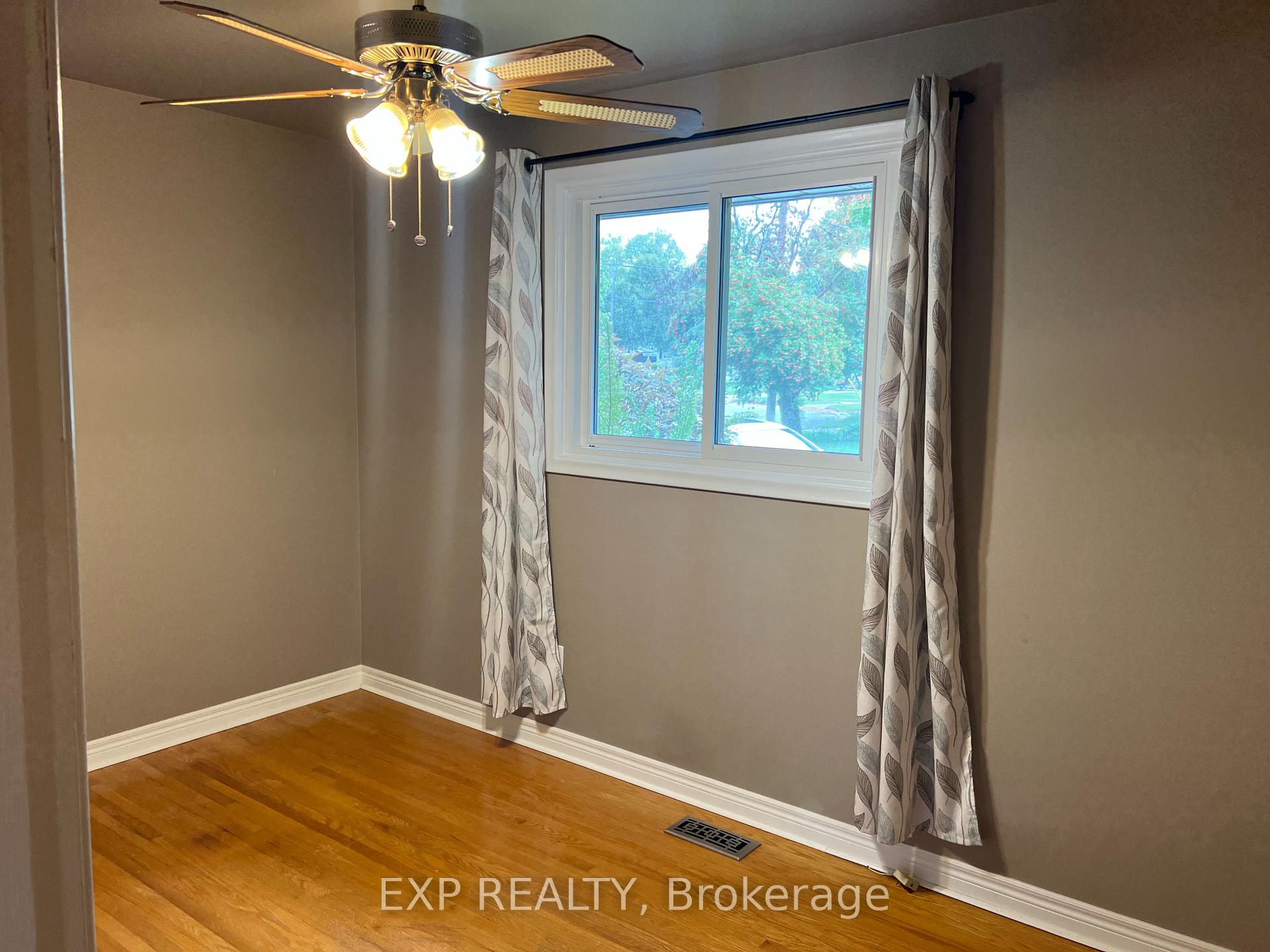 Photo 22 of 7 Golfview Road, Guelph, Victoria North — HOMEH