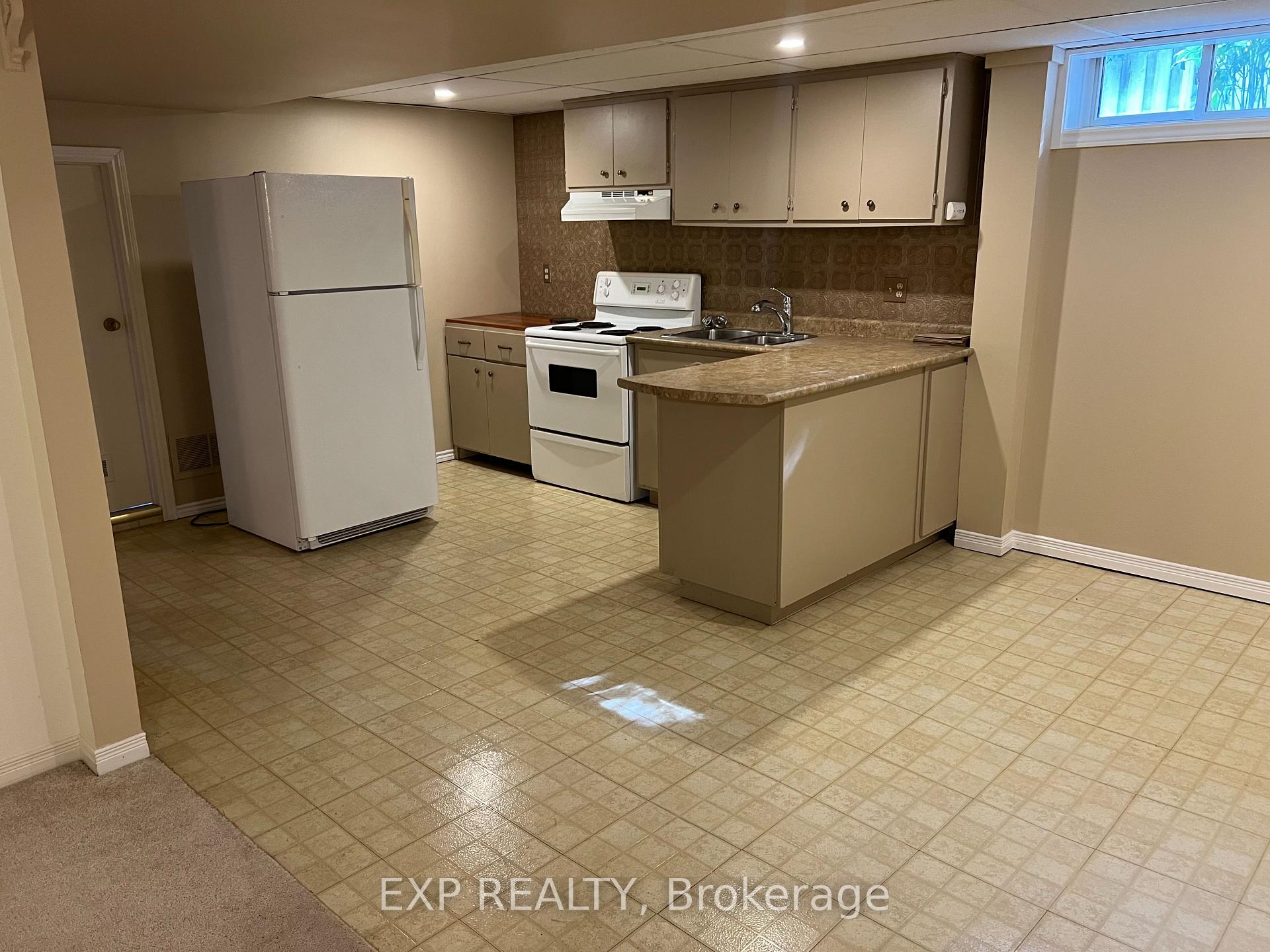 Photo 33 of 7 Golfview Road, Guelph, Victoria North — HOMEH