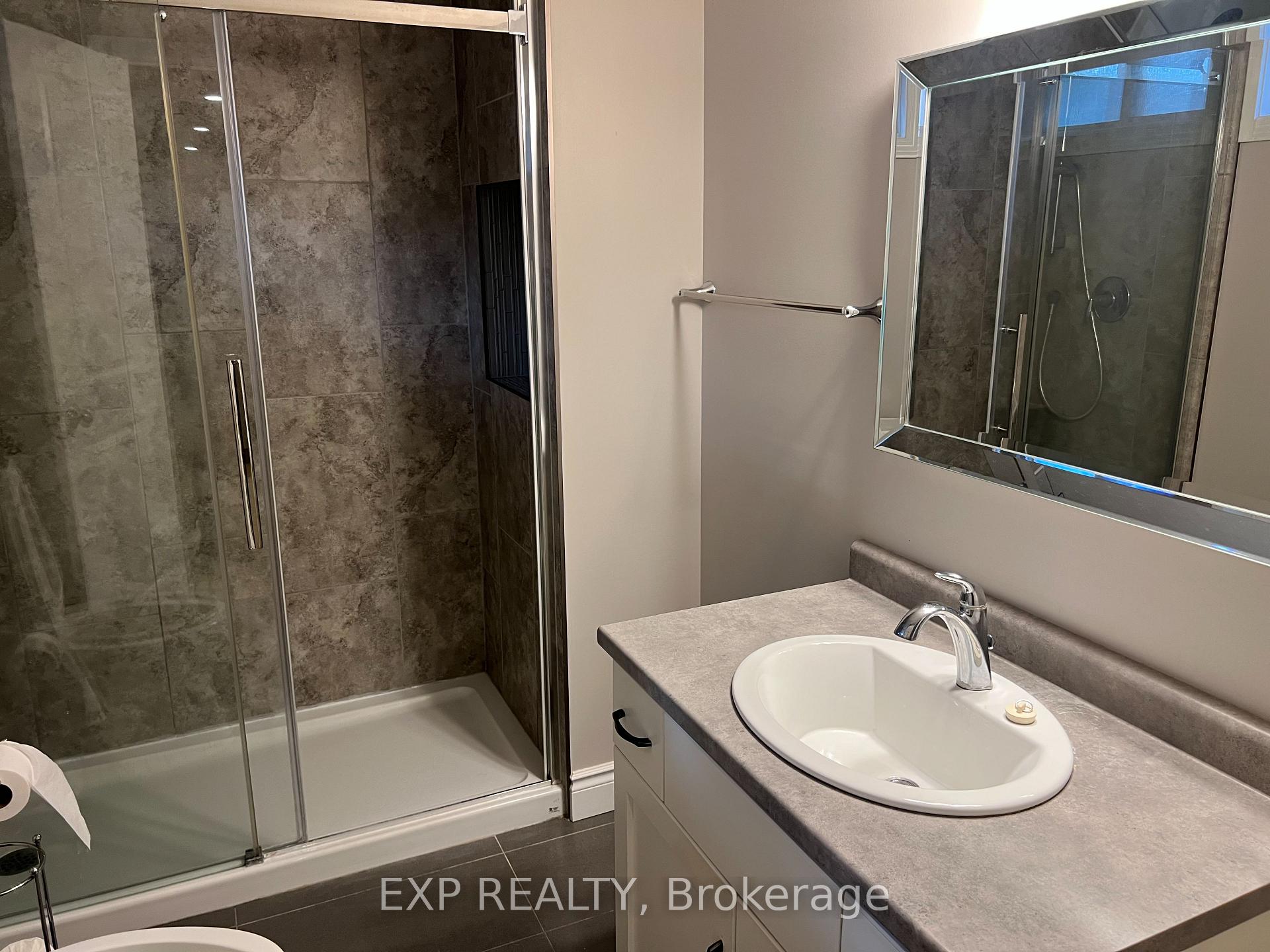 Photo 36 of 7 Golfview Road, Guelph, Victoria North — HOMEH