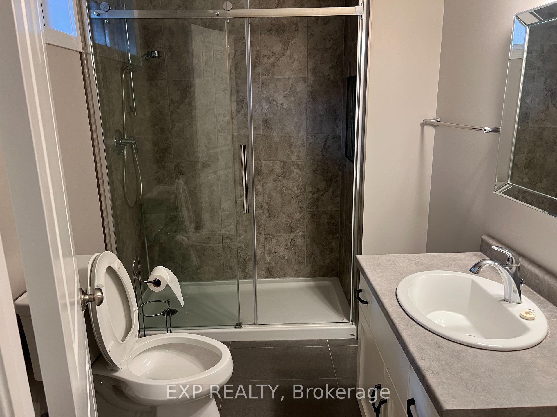 Photo 37 of 7 Golfview Road, Guelph, Victoria North — HOMEH