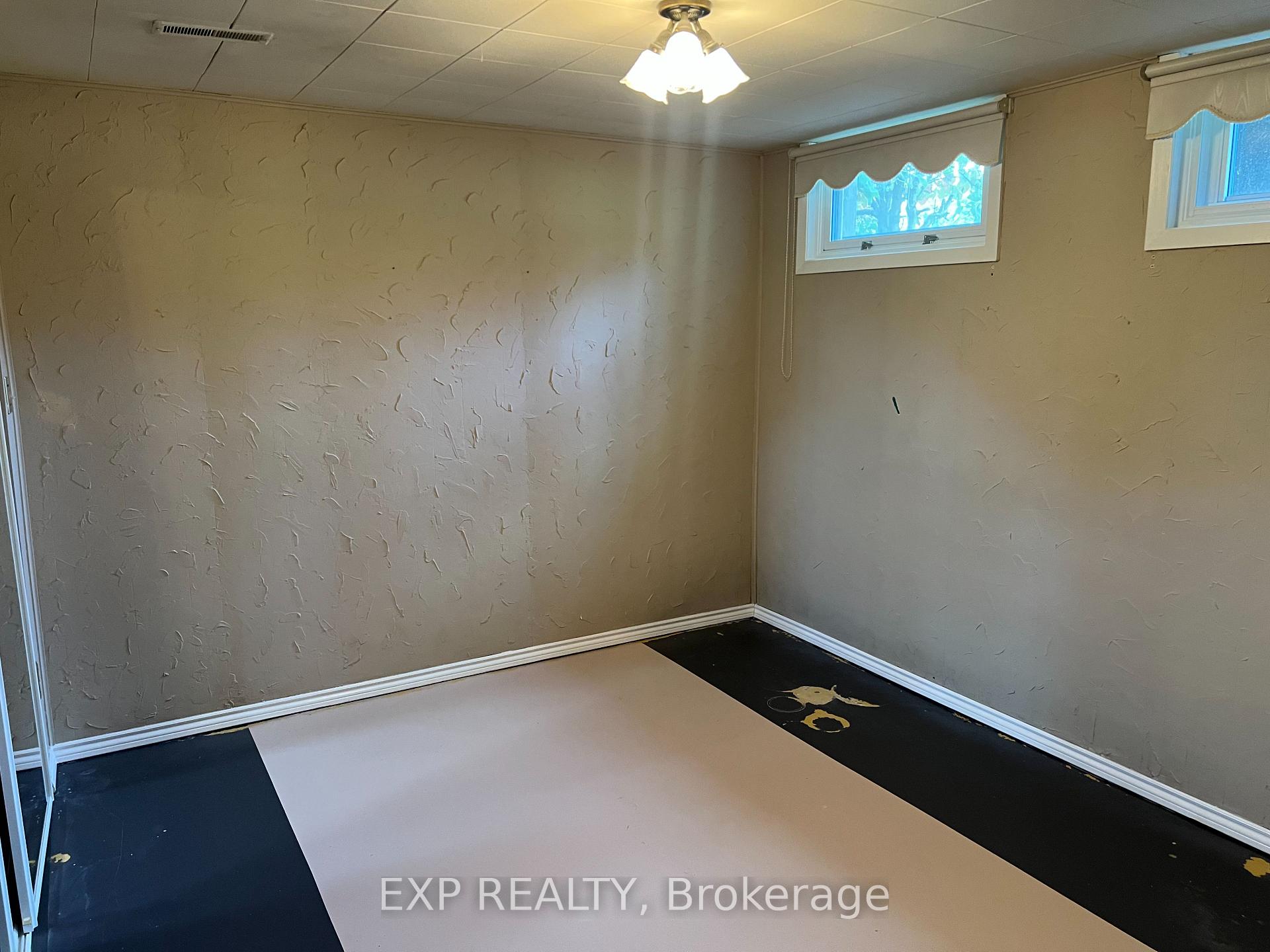 Photo 38 of 7 Golfview Road, Guelph, Victoria North — HOMEH