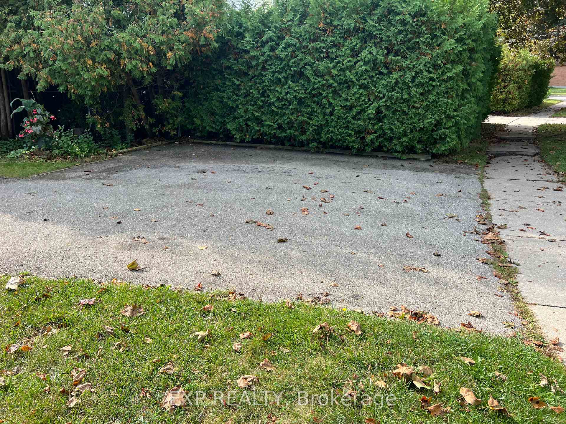 Photo 40 of 7 Golfview Road, Guelph, Victoria North — HOMEH