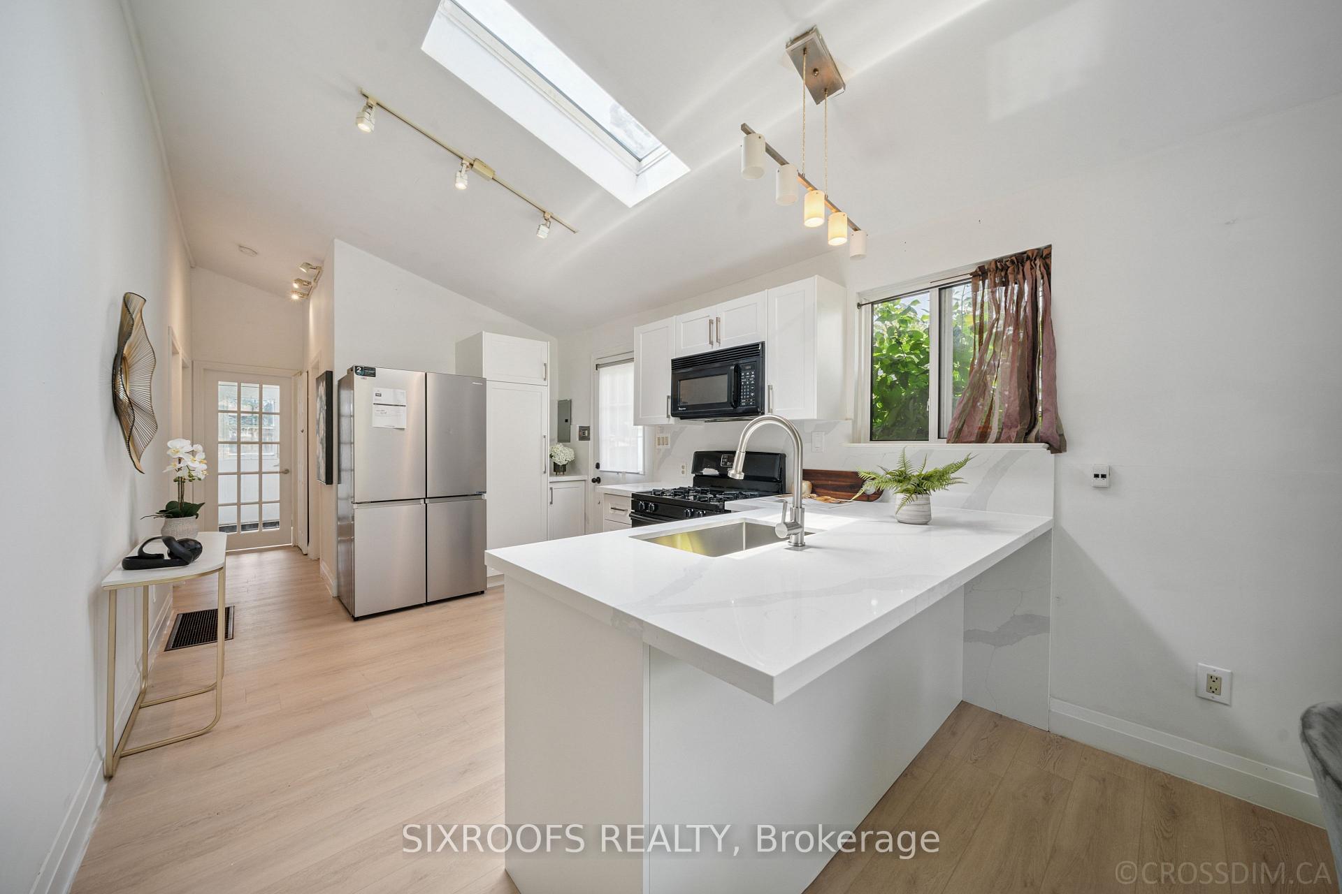 Photo 9 of 159 Bayview Avenue, Georgina, Keswick South — HOMEH