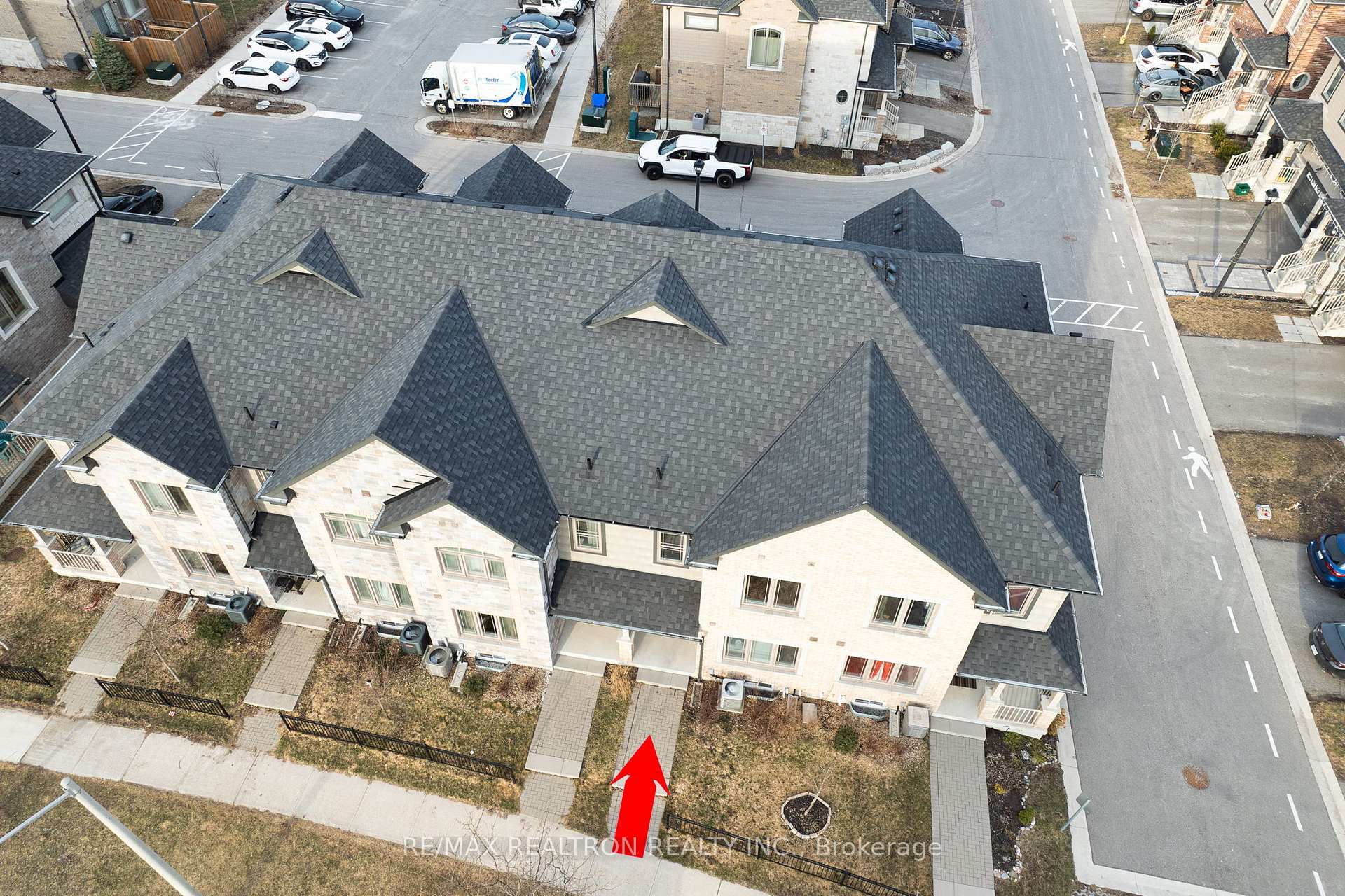 Photo 4 of 59 Batteaux Street, Barrie, Ardagh — HOMEH
