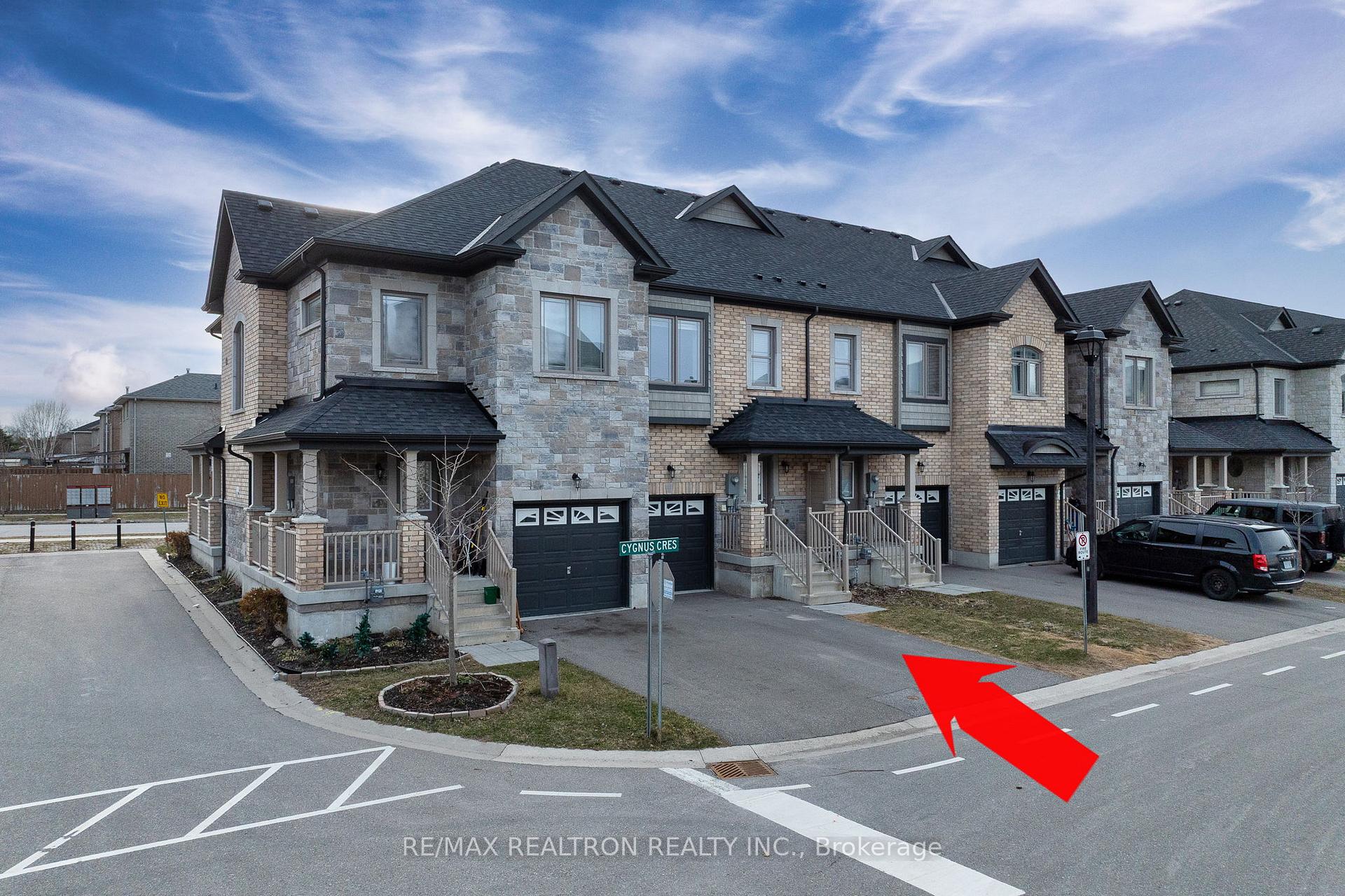 Photo 8 of 59 Batteaux Street, Barrie, Ardagh — HOMEH
