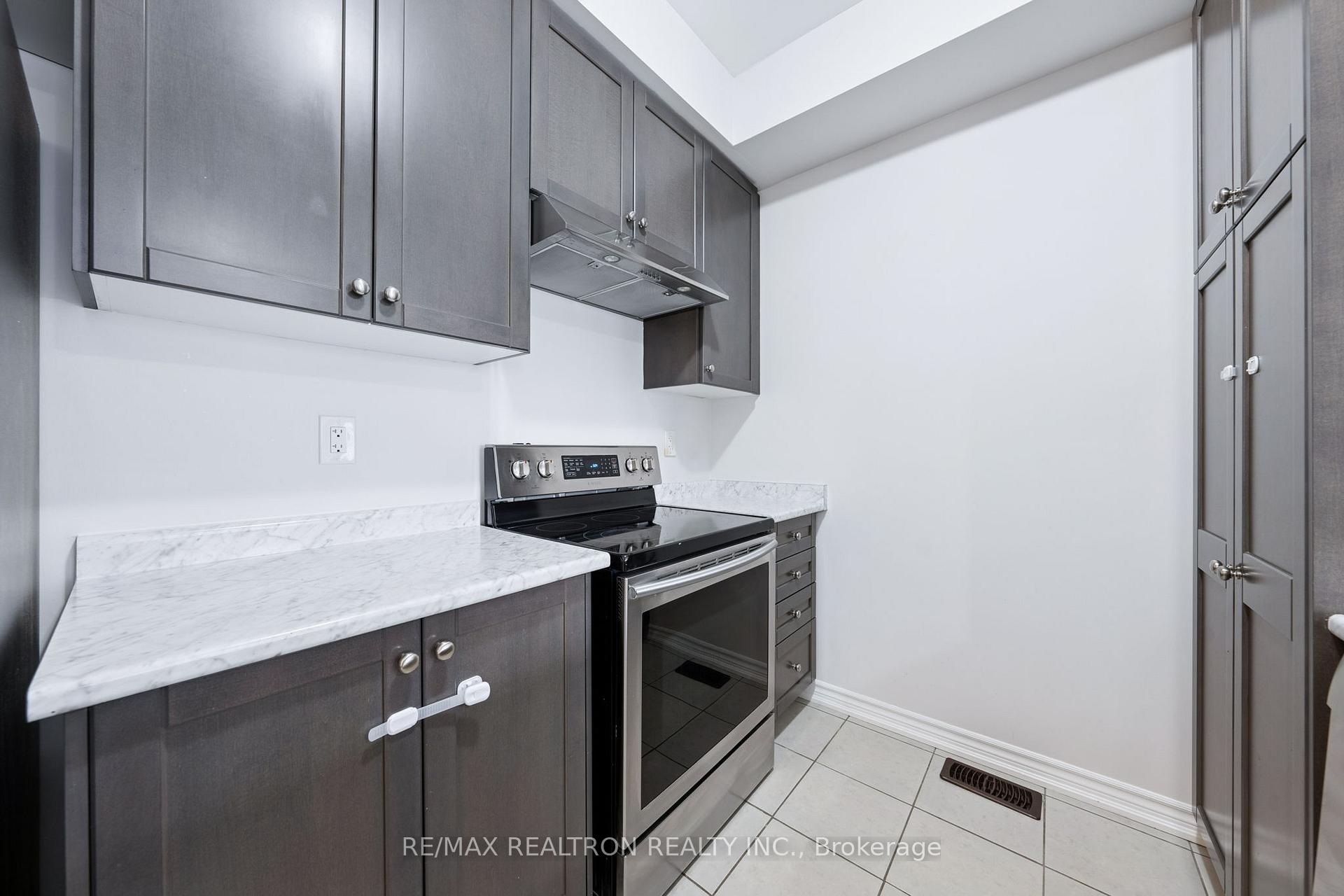 Photo 12 of 59 Batteaux Street, Barrie, Ardagh — HOMEH