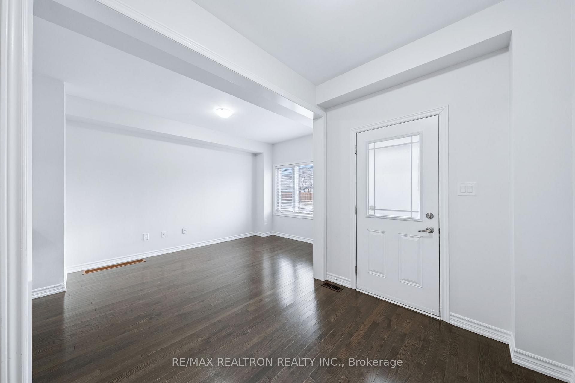 Photo 15 of 59 Batteaux Street, Barrie, Ardagh — HOMEH