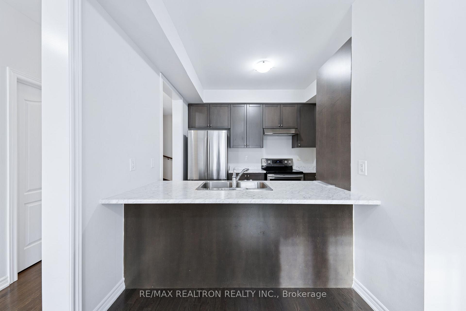 Photo 24 of 59 Batteaux Street, Barrie, Ardagh — HOMEH