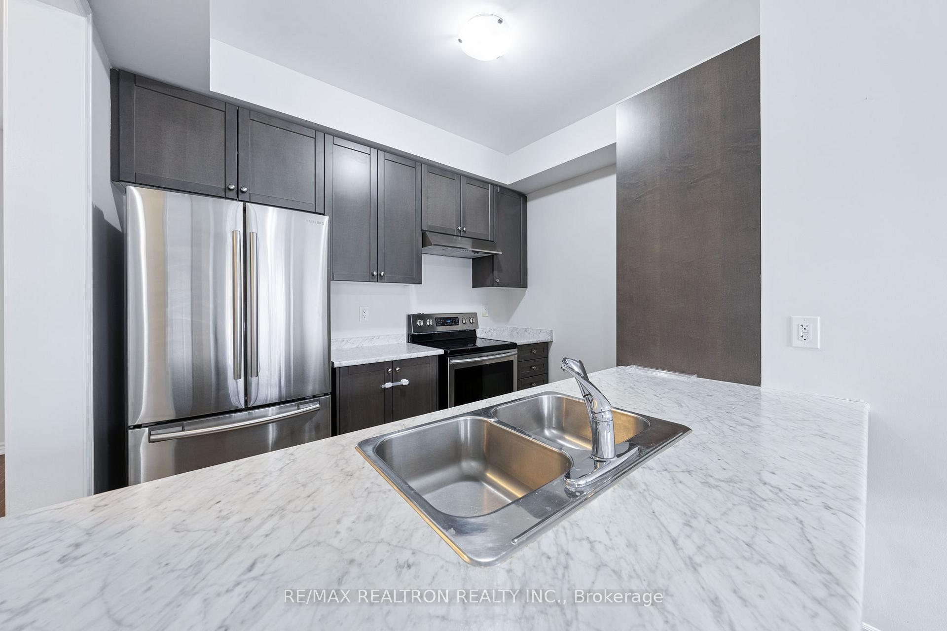 Photo 25 of 59 Batteaux Street, Barrie, Ardagh — HOMEH