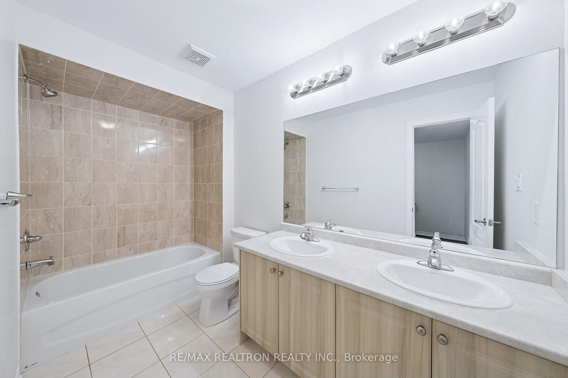 Photo 36 of 59 Batteaux Street, Barrie, Ardagh — HOMEH