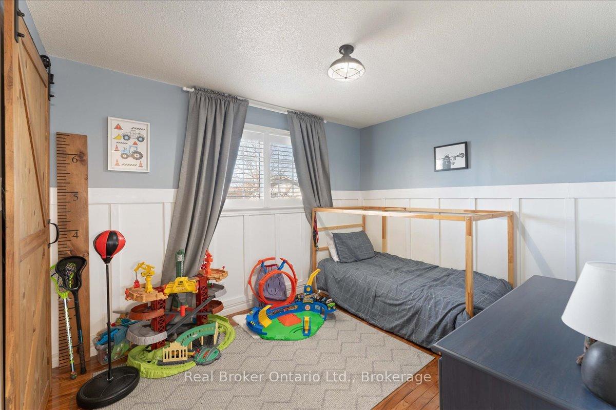 Photo 17 of 8 Jeanette Avenue, Grimsby, Grimsby Beach — HOMEH