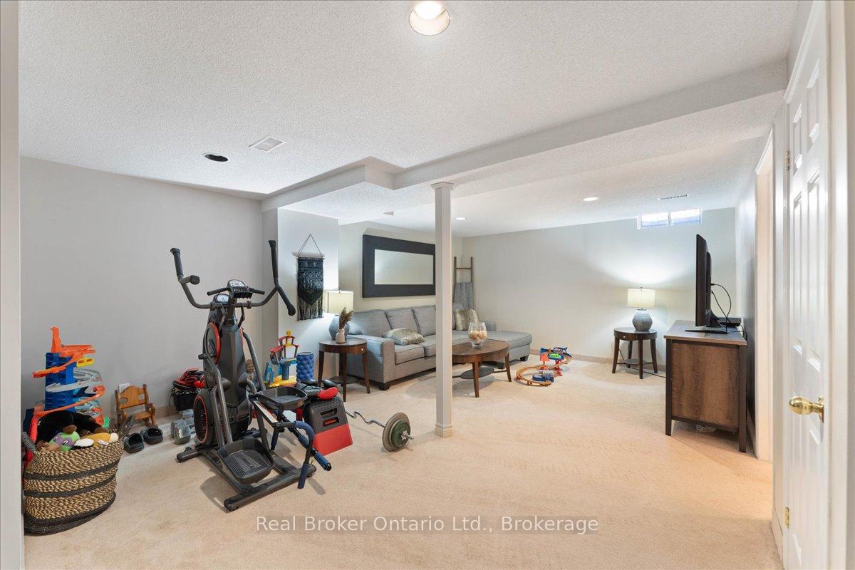 Photo 26 of 8 Jeanette Avenue, Grimsby, Grimsby Beach — HOMEH