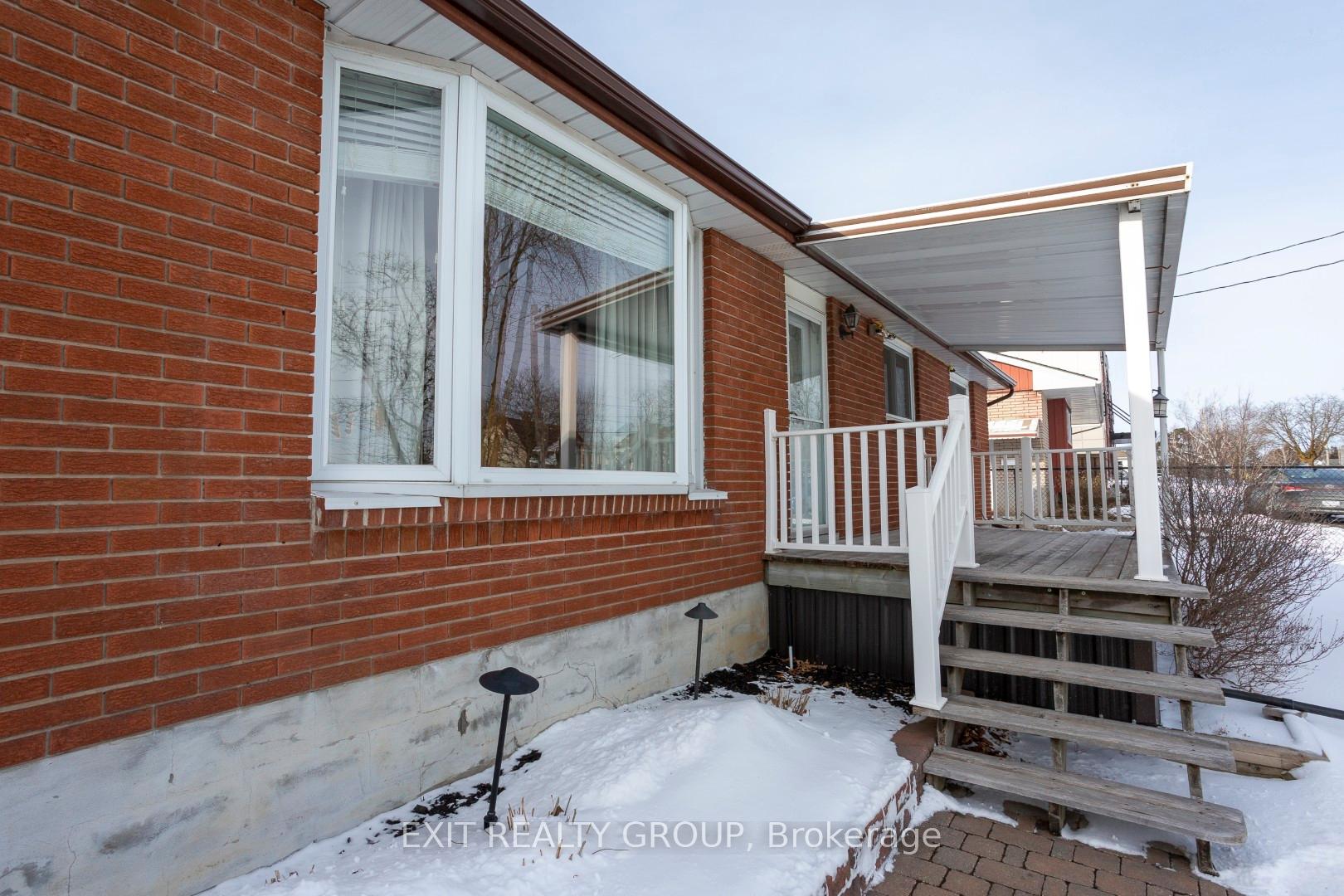Photo 4 of 476 Sidney Street, Belleville, Belleville Ward — HOMEH