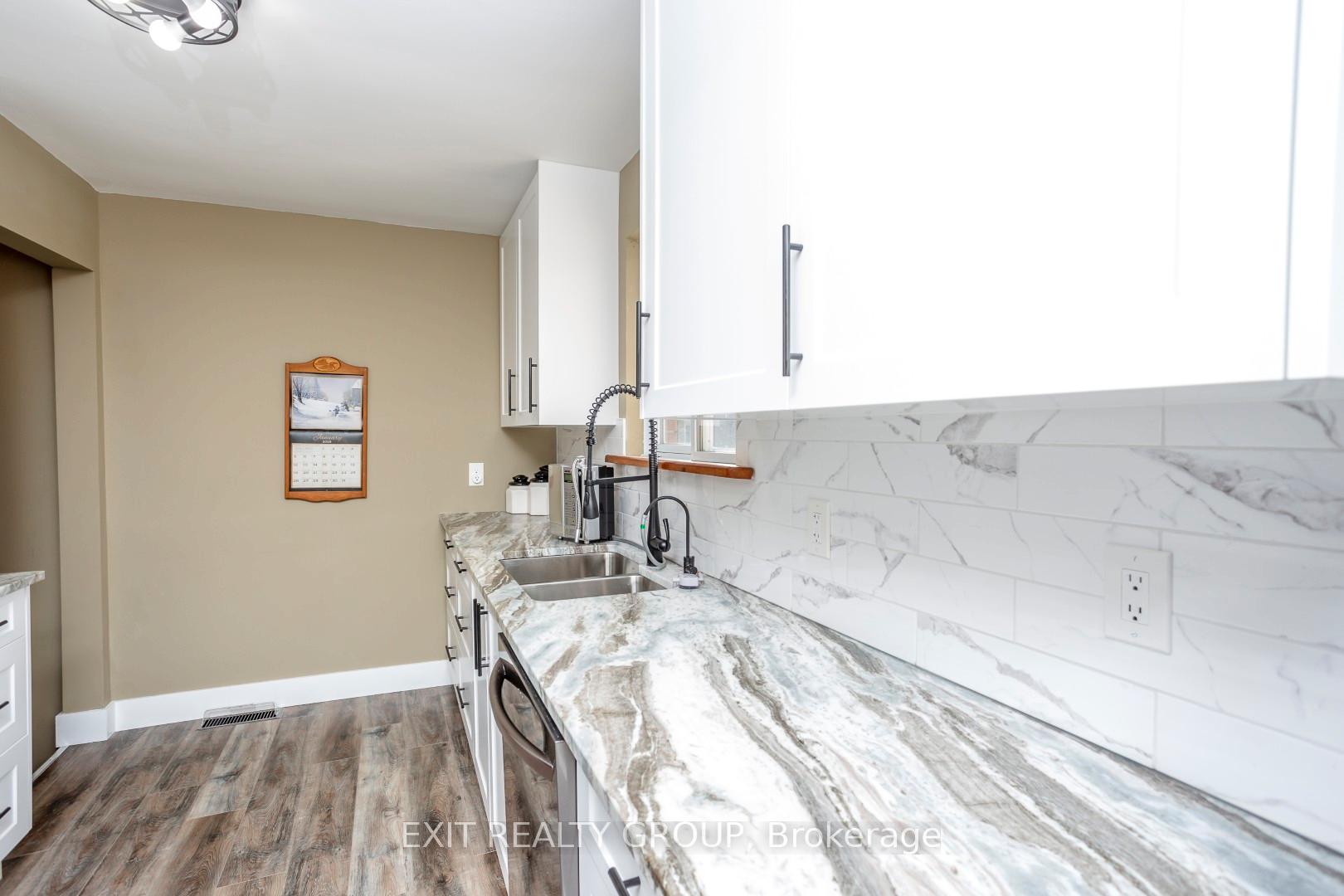 Photo 7 of 476 Sidney Street, Belleville, Belleville Ward — HOMEH