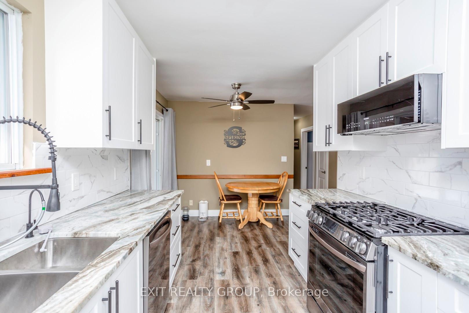 Photo 10 of 476 Sidney Street, Belleville, Belleville Ward — HOMEH