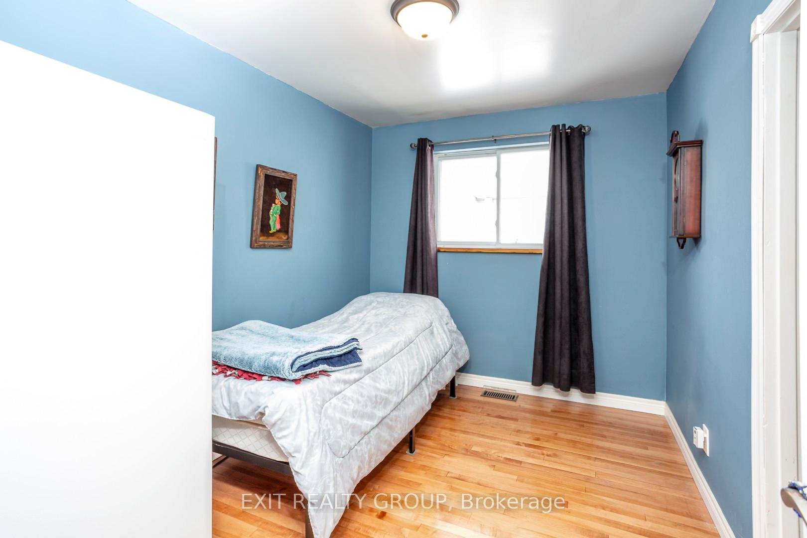 Photo 12 of 476 Sidney Street, Belleville, Belleville Ward — HOMEH
