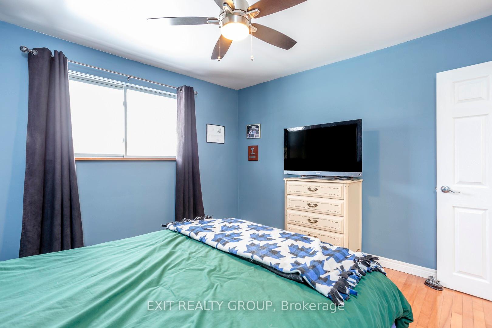 Photo 15 of 476 Sidney Street, Belleville, Belleville Ward — HOMEH