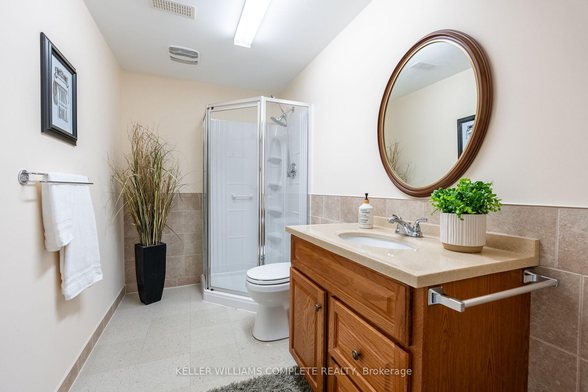 Photo 23 of 144 Sumner Crescent, Grimsby, Grimsby Beach — HOMEH