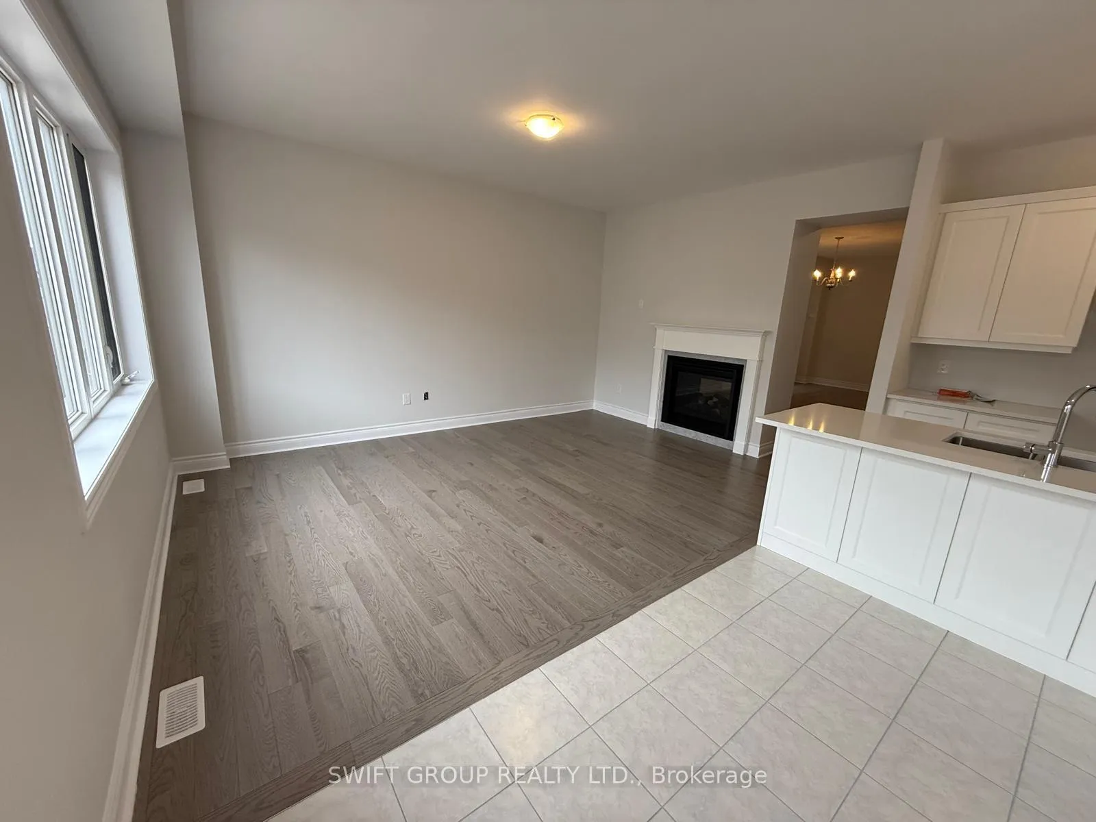 Photo 6 of 29 Keyworth Crescent, Brampton, Sandringham-Wellington North — HOMEH