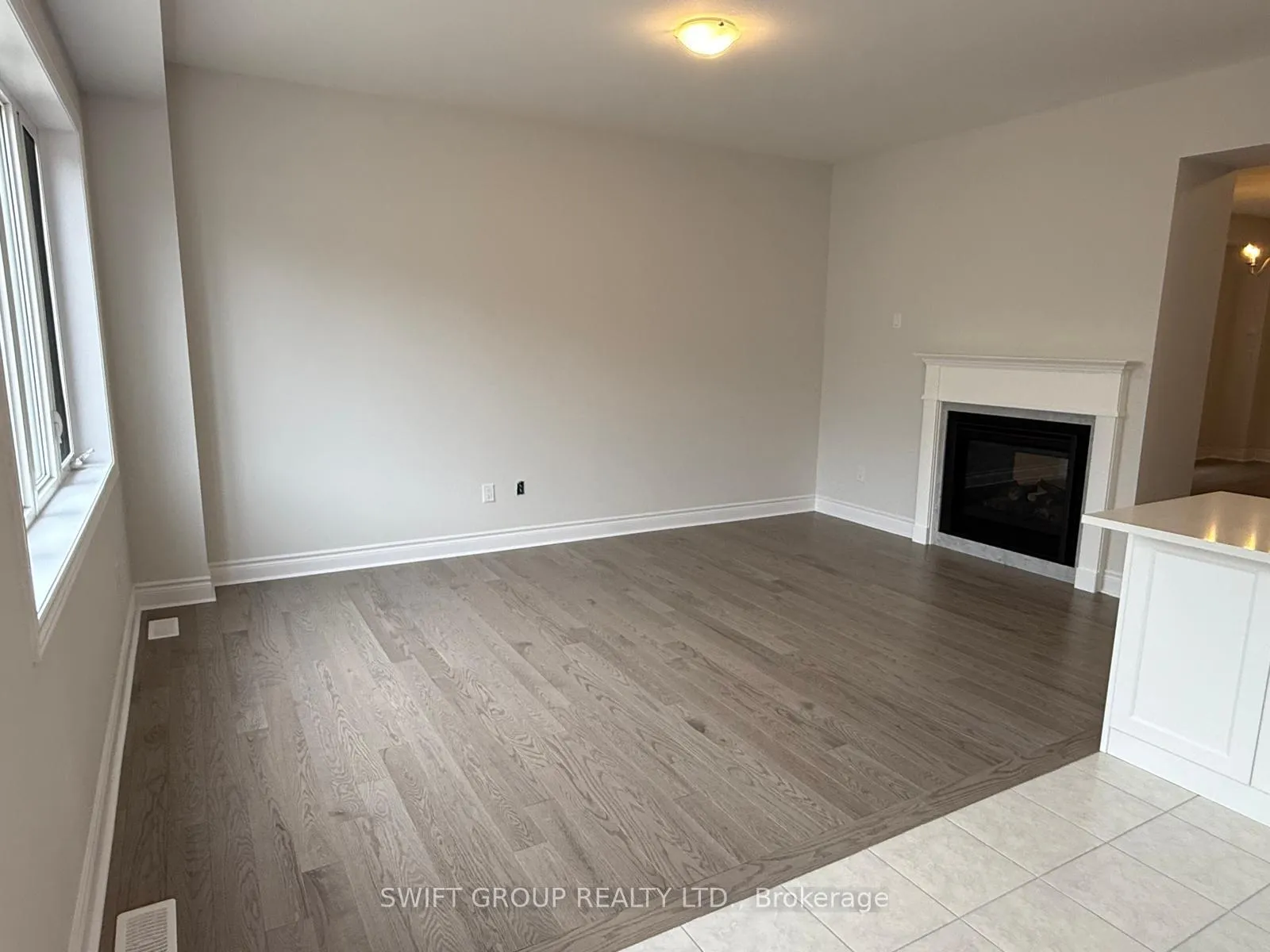 Photo 12 of 29 Keyworth Crescent, Brampton, Sandringham-Wellington North — HOMEH