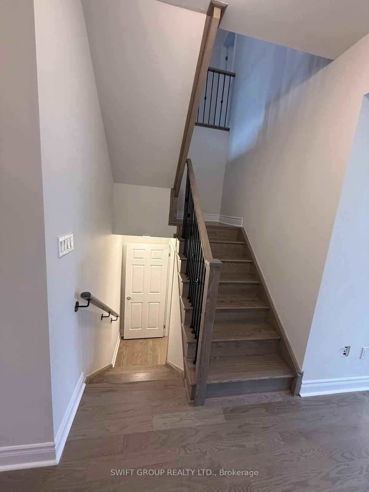 Photo 15 of 29 Keyworth Crescent, Brampton, Sandringham-Wellington North — HOMEH