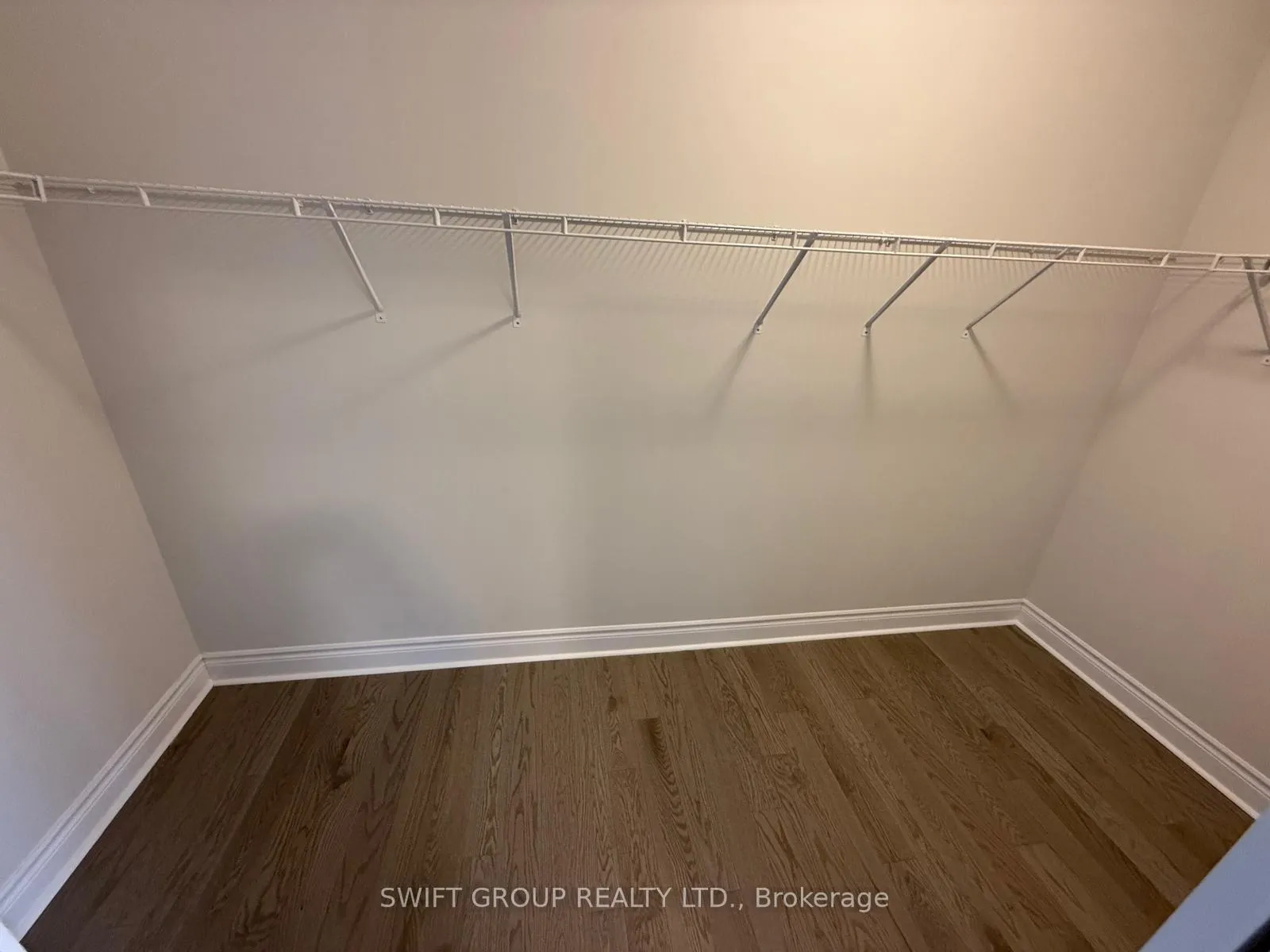 Photo 23 of 29 Keyworth Crescent, Brampton, Sandringham-Wellington North — HOMEH