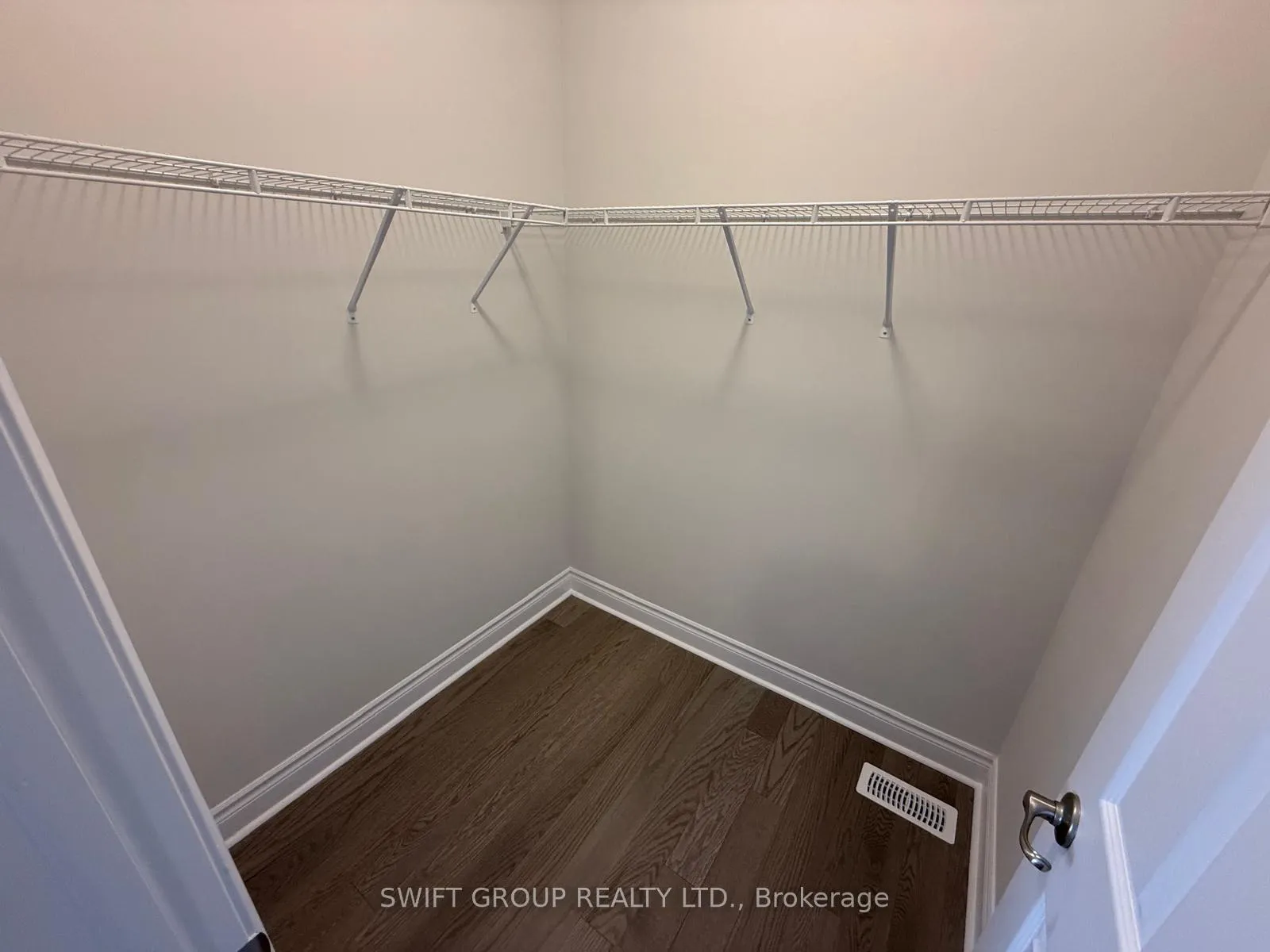 Photo 38 of 29 Keyworth Crescent, Brampton, Sandringham-Wellington North — HOMEH